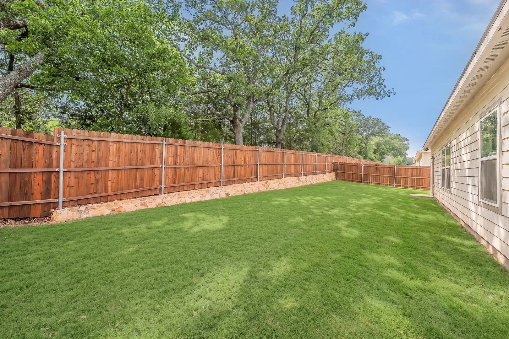 Single Family Residence For Sale in Johnson County , 115 Kylie Street, Cleburne, Texas 76031, 4 Bedroom, 2 Bathroom, 2 Garage spaces, 1,763 Sqft, built in 2024, mls#21286705, Real Estate Agent in Cleburne, Homes For Sale in Johnson county, Homes For Sale in Cleburne, Realtor in Cleburne Texas, Real Estate Brokerage Independent Realty Texas, Luminita Cordes Realtor