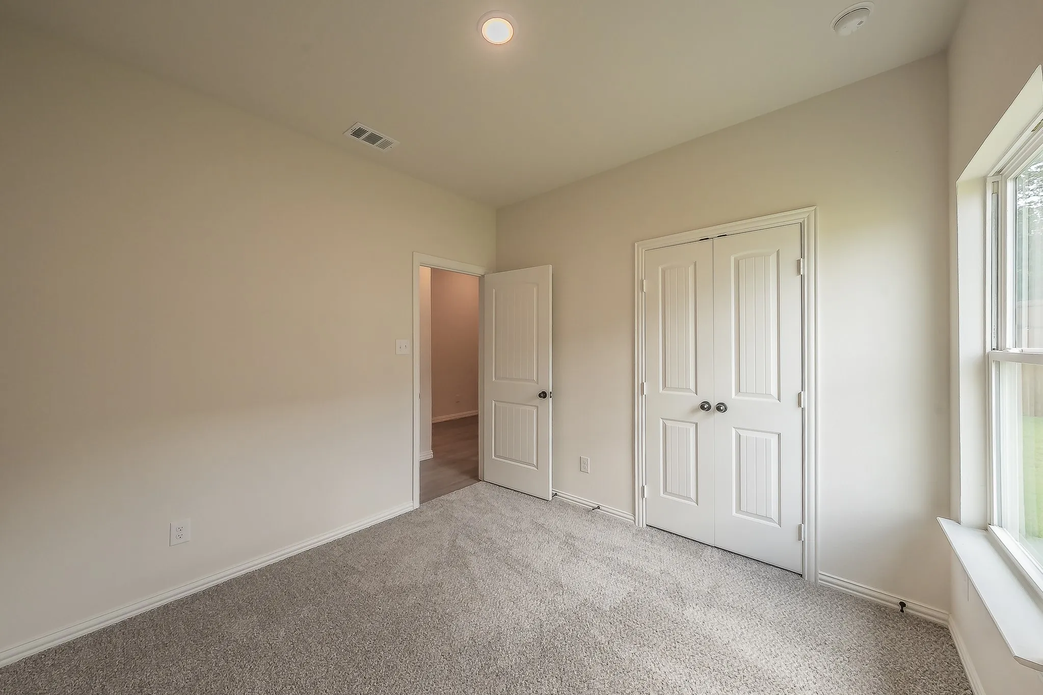 Single Family Residence For Sale in Johnson County , 115 Kylie Street, Cleburne, Texas 76031, 4 Bedroom, 2 Bathroom, 2 Garage spaces, 1,763 Sqft, built in 2024, mls#21286705, Real Estate Agent in Cleburne, Homes For Sale in Johnson county, Homes For Sale in Cleburne, Realtor in Cleburne Texas, Real Estate Brokerage Independent Realty Texas, Luminita Cordes Realtor