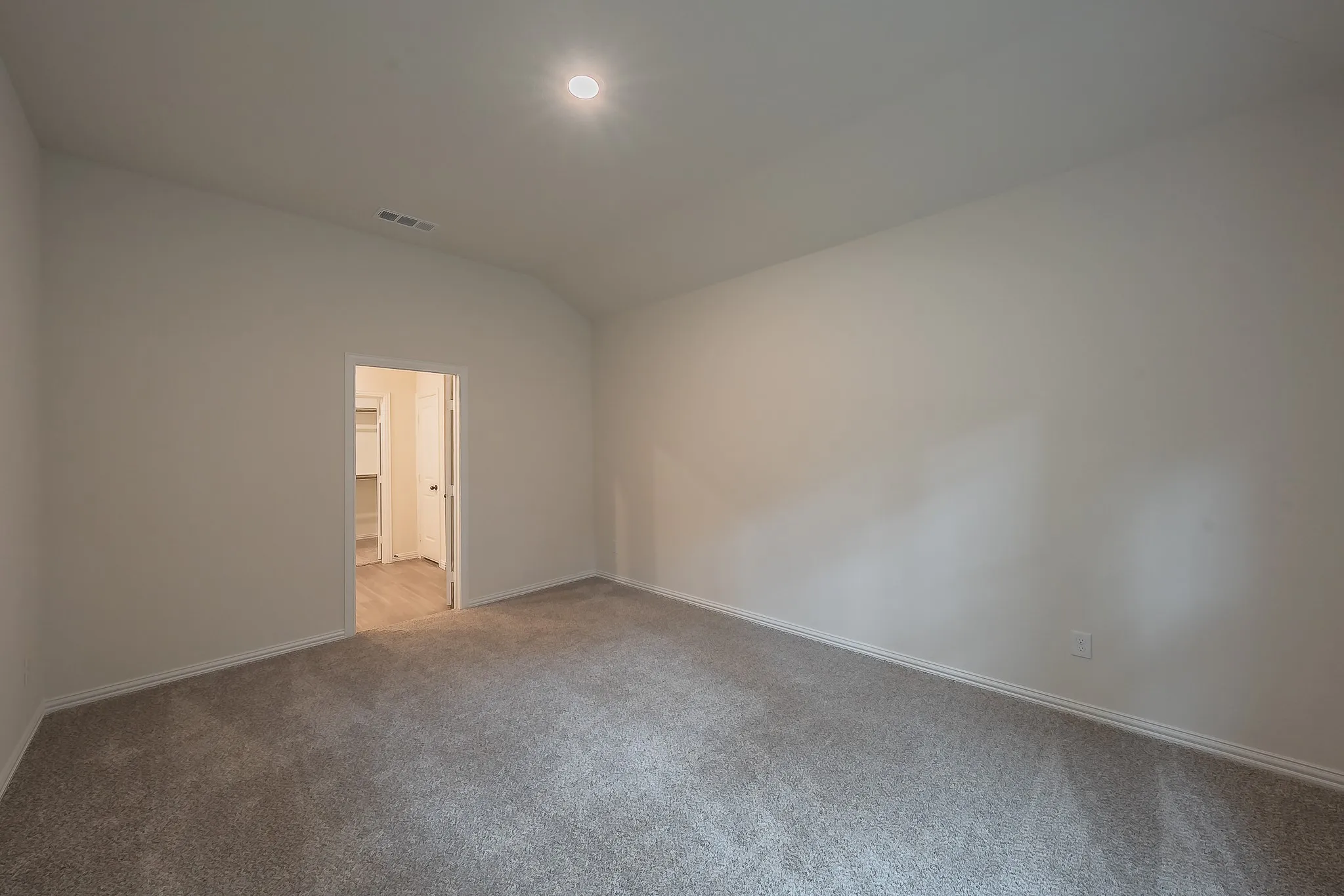 Single Family Residence For Sale in Johnson County , 115 Kylie Street, Cleburne, Texas 76031, 4 Bedroom, 2 Bathroom, 2 Garage spaces, 1,763 Sqft, built in 2024, mls#21286705, Real Estate Agent in Cleburne, Homes For Sale in Johnson county, Homes For Sale in Cleburne, Realtor in Cleburne Texas, Real Estate Brokerage Independent Realty Texas, Luminita Cordes Realtor