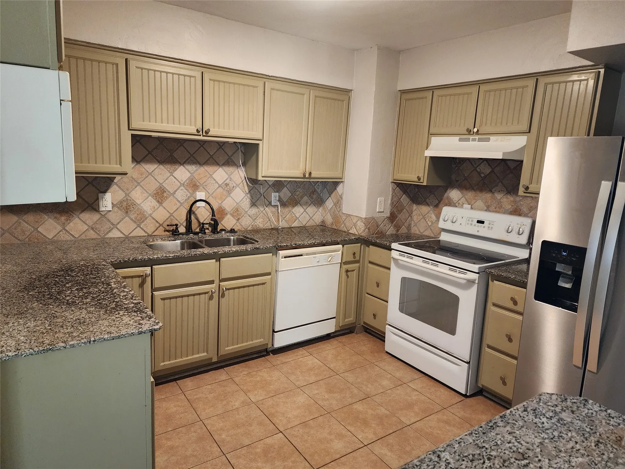 Single Family Residence For Rent in Dallas County , 808 Howell Drive, Coppell, Texas 75019, 3 Bedroom, 2 Bathroom, Garage spaces, 1,466 Sqft, built in 1970, mls#21286704, Real Estate Agent in Coppell, Homes For Rent in Dallas county, Homes For Rent in Coppell, Realtor in Coppell Texas, Real Estate Brokerage Independent Realty Texas, Luminita Cordes Realtor