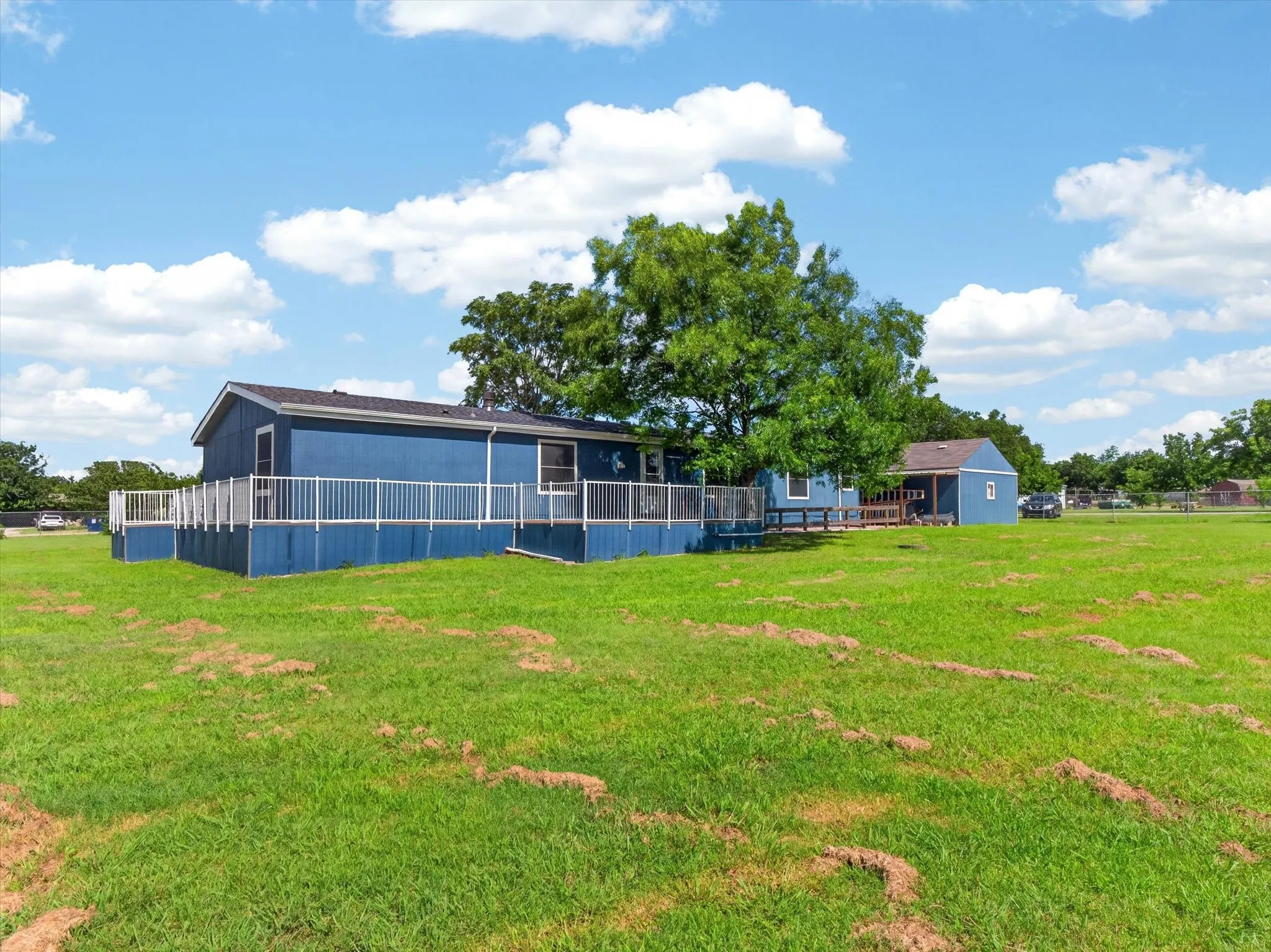 Manufactured Home For Sale in Denton County , 13051 Cherokee Road, Sanger, Texas 76266, 4 Bedroom, 3 Bathroom, Garage spaces, 2,016 Sqft, built in 1994, mls#21222322, Real Estate Agent in Sanger, Homes For Sale in Denton county, Homes For Sale in Sanger, Realtor in Sanger Texas, Real Estate Brokerage Independent Realty Texas, Luminita Cordes Realtor