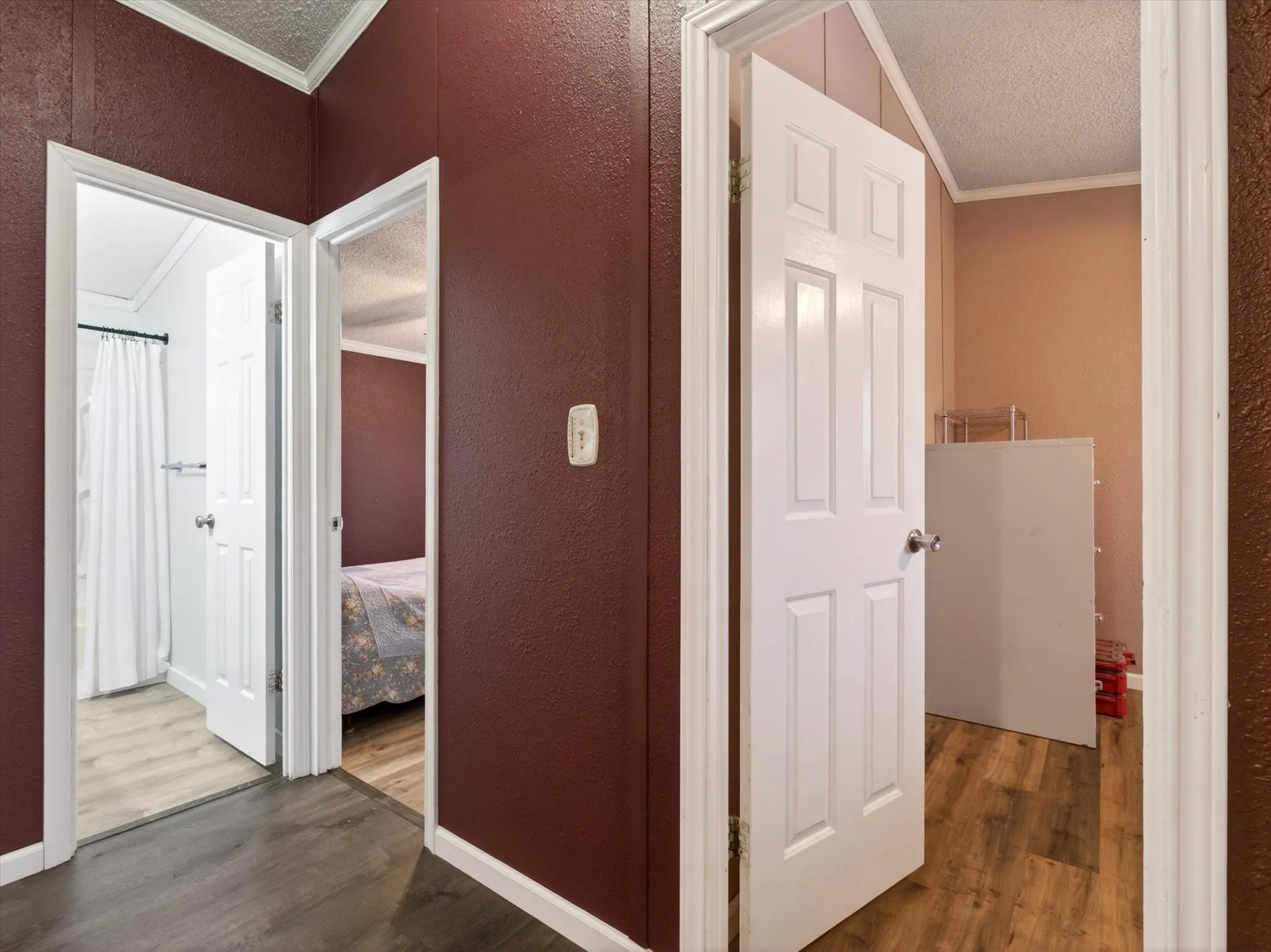 Manufactured Home For Sale in Denton County , 13051 Cherokee Road, Sanger, Texas 76266, 4 Bedroom, 3 Bathroom, Garage spaces, 2,016 Sqft, built in 1994, mls#21222322, Real Estate Agent in Sanger, Homes For Sale in Denton county, Homes For Sale in Sanger, Realtor in Sanger Texas, Real Estate Brokerage Independent Realty Texas, Luminita Cordes Realtor