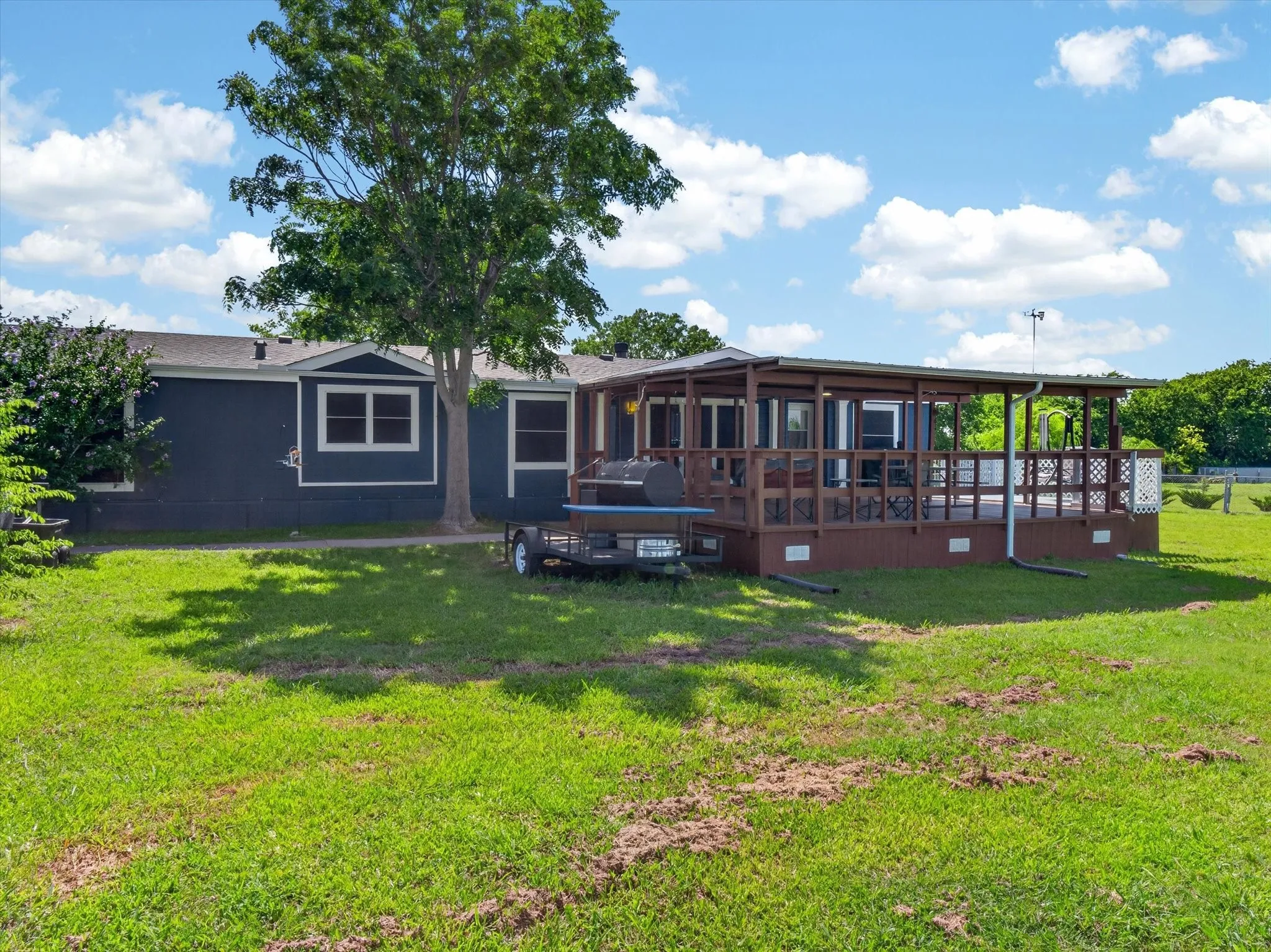 Manufactured Home For Sale in Denton County , 13051 Cherokee Road, Sanger, Texas 76266, 4 Bedroom, 3 Bathroom, Garage spaces, 2,016 Sqft, built in 1994, mls#21222322, Real Estate Agent in Sanger, Homes For Sale in Denton county, Homes For Sale in Sanger, Realtor in Sanger Texas, Real Estate Brokerage Independent Realty Texas, Luminita Cordes Realtor