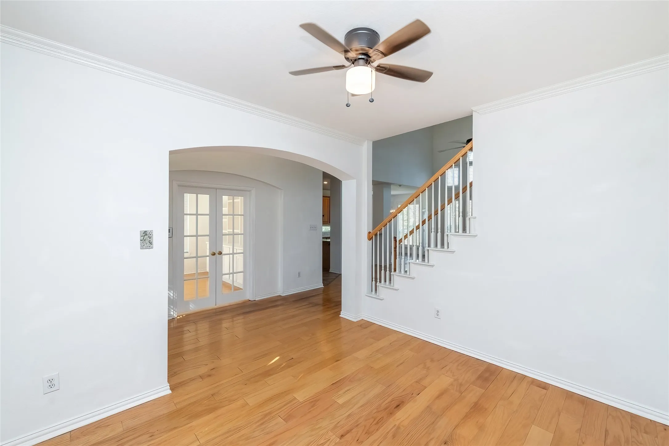 Single Family Residence For Rent in Denton County , 2318 Balleybrooke Drive, Lewisville, Texas 75077, 3 Bedrooms, 3 Bathrooms, Garage spaces, 2,699 Sqft, built in 2000, Price $2,950, mls#21286729, Real Estate Agent in Lewisville, Homes For Rent in Denton county, Homes For Rent in Lewisville, Realtor in Lewisville Texas, Real Estate Brokerage Independent Realty Texas, Luminita Cordes Realtor