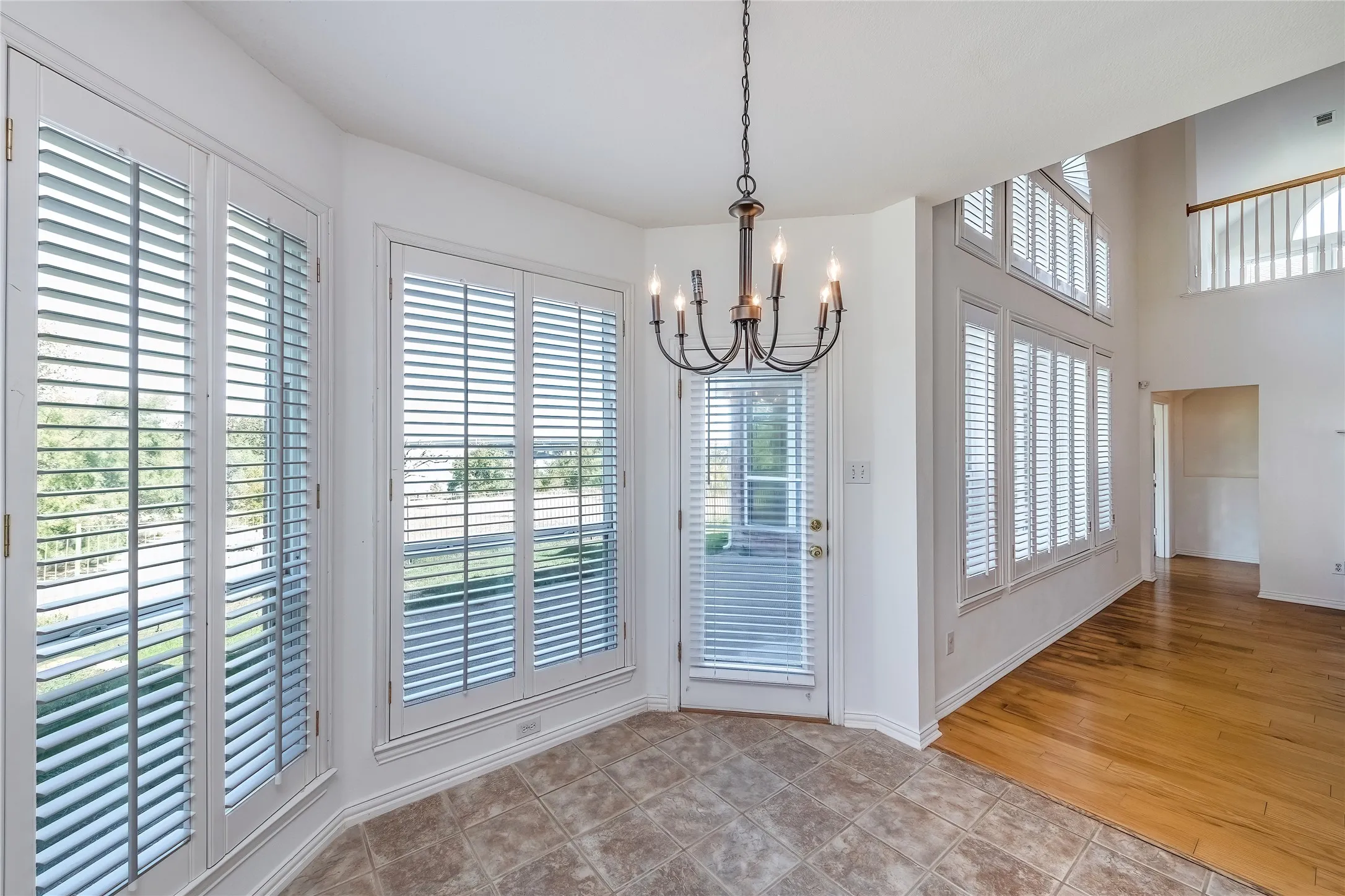 Single Family Residence For Rent in Denton County , 2318 Balleybrooke Drive, Lewisville, Texas 75077, 3 Bedrooms, 3 Bathrooms, Garage spaces, 2,699 Sqft, built in 2000, Price $2,950, mls#21286729, Real Estate Agent in Lewisville, Homes For Rent in Denton county, Homes For Rent in Lewisville, Realtor in Lewisville Texas, Real Estate Brokerage Independent Realty Texas, Luminita Cordes Realtor