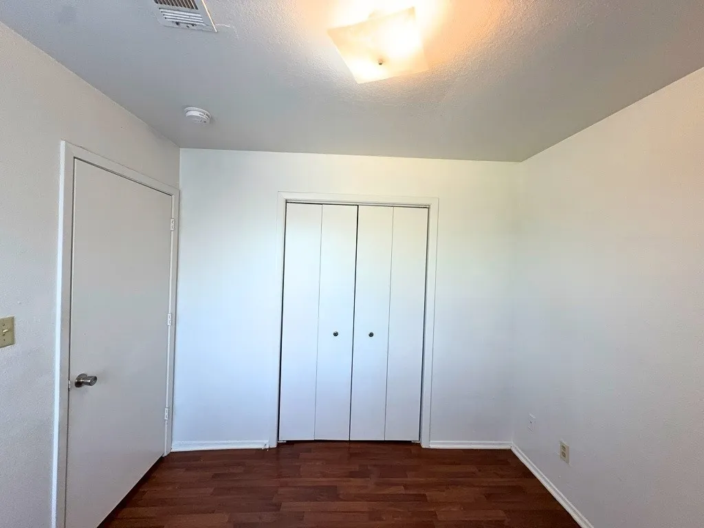 Apartment For Rent in Collin County , 807 W Walnut Street C4, Celina, Texas 75009, 2 Bedroom, 2 Bathroom, Garage spaces, 887 Sqft, built in 1985, mls#21286730, Real Estate Agent in Celina, Homes For Rent in Collin county, Homes For Rent in Celina, Realtor in Celina Texas, Real Estate Brokerage Independent Realty Texas, Luminita Cordes Realtor