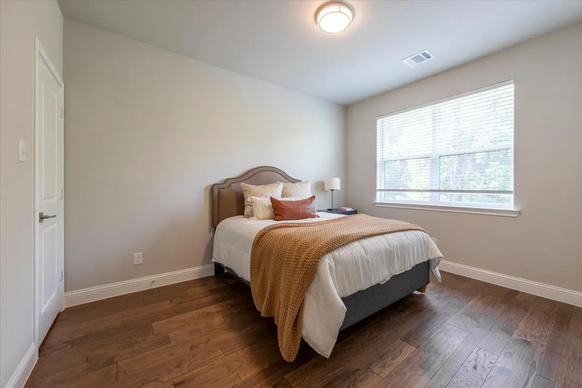 Condominium For Sale in Tarrant County , 6346 Oakbend Circle 6346, Fort Worth, Texas 76132, 3 Bedroom, 3 Bathroom, 2 Garage spaces, 1,999 Sqft, built in 2022, mls#21283023, Real Estate Agent in Fort Worth, Homes For Sale in Tarrant county, Homes For Sale in Fort Worth, Realtor in Fort Worth Texas, Real Estate Brokerage Independent Realty Texas, Luminita Cordes Realtor