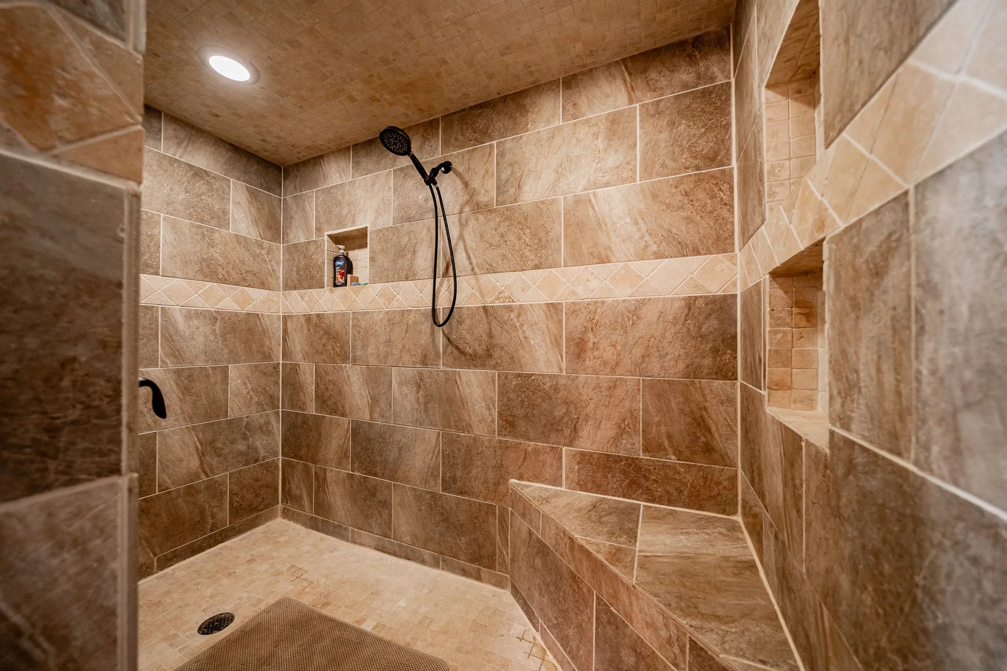 Single Family Residence For Sale in Jones County , 4946 County Road 410, Hawley, Texas 79525, 3 Bedrooms, 3 Bathrooms, 2 Garage spaces, 2,792 Sqft, built in 1984, Price $899,000, mls#21286747, Real Estate Agent in Hawley, Homes For Sale in Jones county, Homes For Sale in Hawley, Realtor in Hawley Texas, Real Estate Brokerage Independent Realty Texas, Luminita Cordes Realtor