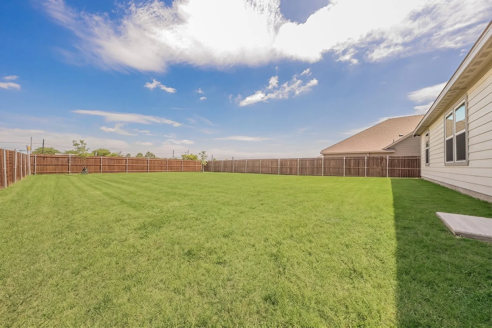 Single Family Residence For Sale in Johnson County , 440 Rose Avenue, Cleburne, Texas 76033, 3 Bedroom, 2 Bathroom, 2 Garage spaces, 1,600 Sqft, built in 2024, mls#21286743, Real Estate Agent in Cleburne, Homes For Sale in Johnson county, Homes For Sale in Cleburne, Realtor in Cleburne Texas, Real Estate Brokerage Independent Realty Texas, Luminita Cordes Realtor