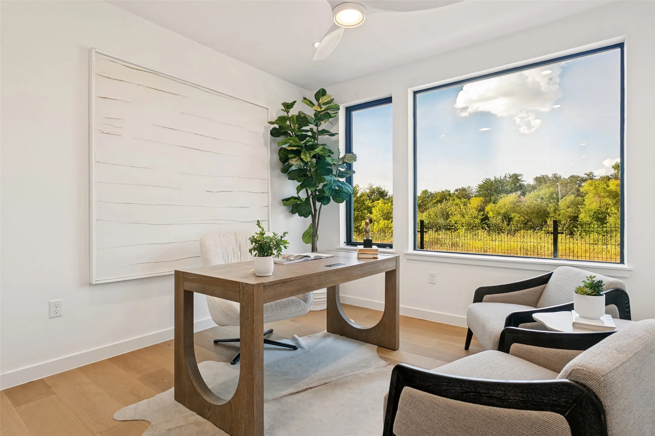 First floor bedroom / office facing greenspace / 7 mile running trail.