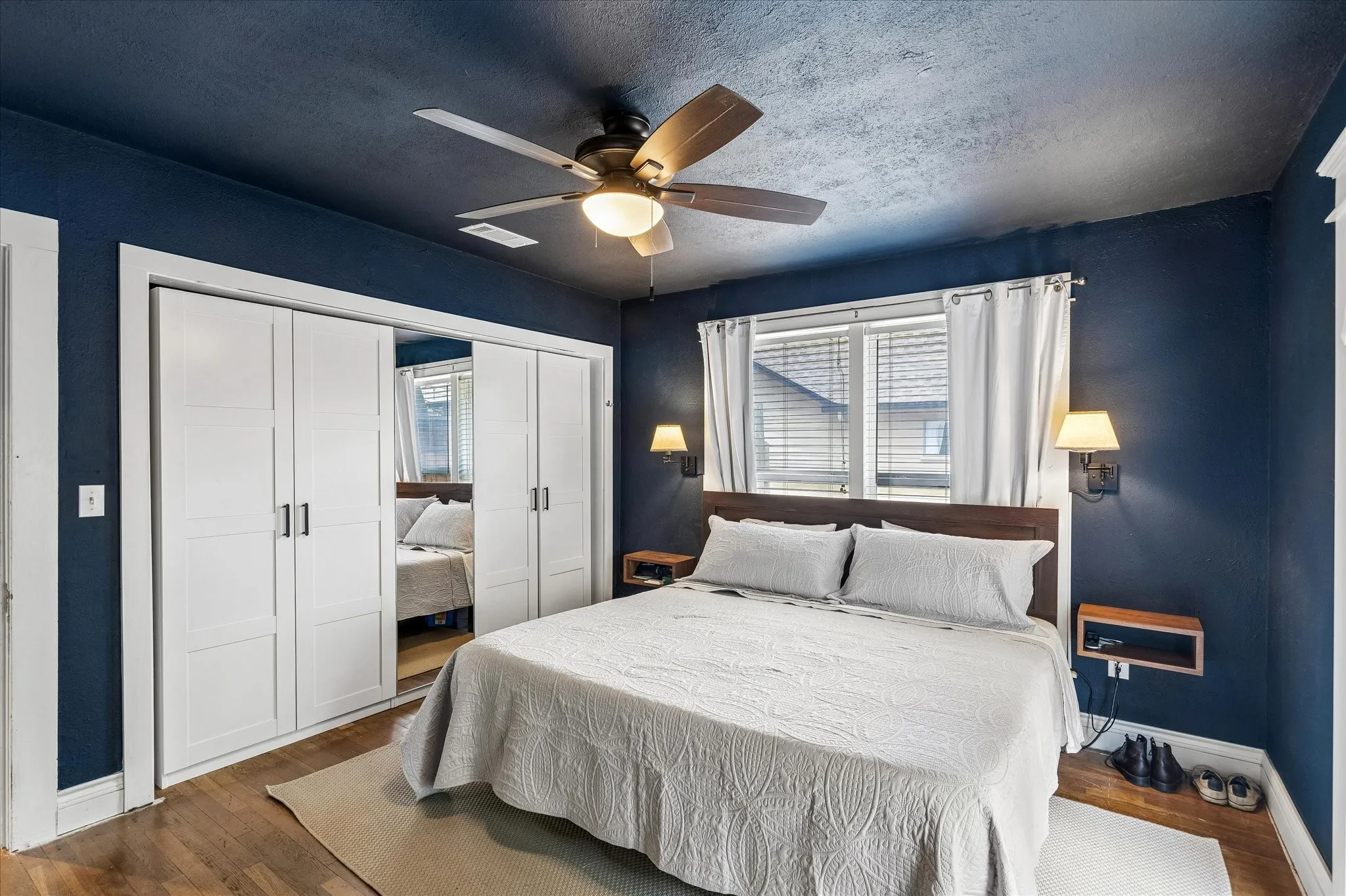 Single Family Residence For Sale in Tarrant County , 3821 W 5th Street, Fort Worth, Texas 76107, 2 Bedroom, 1 Bathroom, Garage spaces, 1,712 Sqft, built in 1930, mls#21284736, Real Estate Agent in Fort Worth, Homes For Sale in Tarrant county, Homes For Sale in Fort Worth, Realtor in Fort Worth Texas, Real Estate Brokerage Independent Realty Texas, Luminita Cordes Realtor