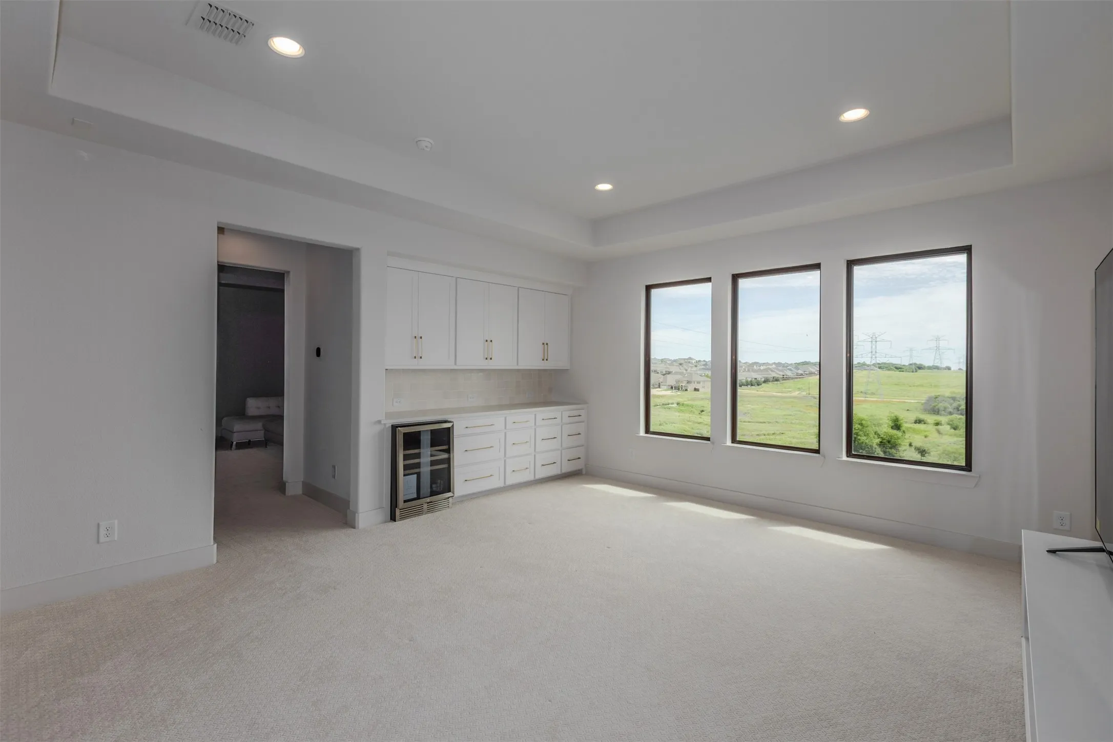 Single Family Residence For Sale in Tarrant County , 10456 Gray Hills Drive, Fort Worth, Texas 76126, 5 Bedrooms, 7 Bathrooms, 3 Garage spaces, 4,994 Sqft, built in 2025, Price $999,000, mls#21280659, Real Estate Agent in Fort Worth, Homes For Sale in Tarrant county, Homes For Sale in Fort Worth, Realtor in Fort Worth Texas, Real Estate Brokerage Independent Realty Texas, Luminita Cordes Realtor