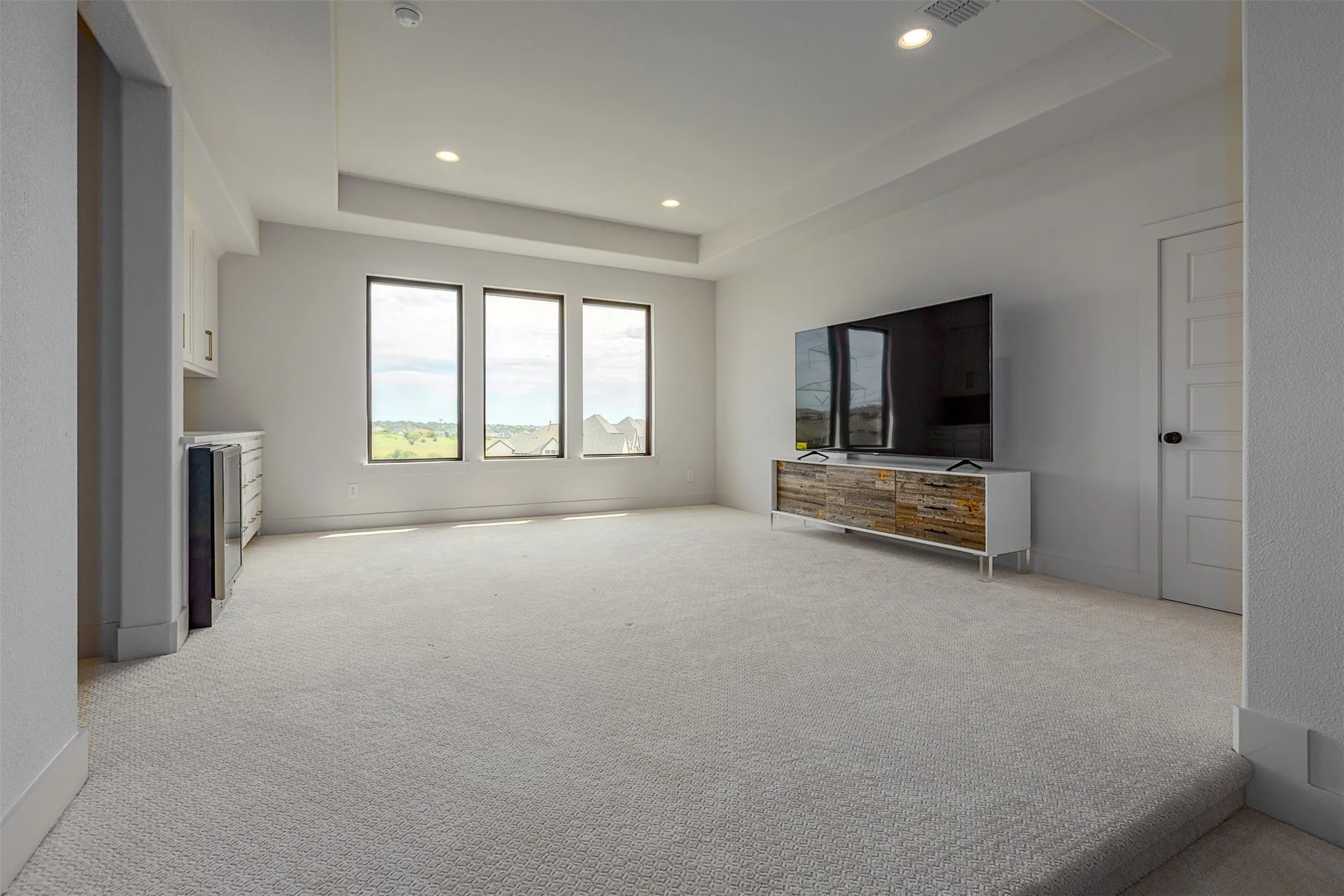 Single Family Residence For Sale in Tarrant County , 10456 Gray Hills Drive, Fort Worth, Texas 76126, 5 Bedrooms, 7 Bathrooms, 3 Garage spaces, 4,994 Sqft, built in 2025, Price $999,000, mls#21280659, Real Estate Agent in Fort Worth, Homes For Sale in Tarrant county, Homes For Sale in Fort Worth, Realtor in Fort Worth Texas, Real Estate Brokerage Independent Realty Texas, Luminita Cordes Realtor
