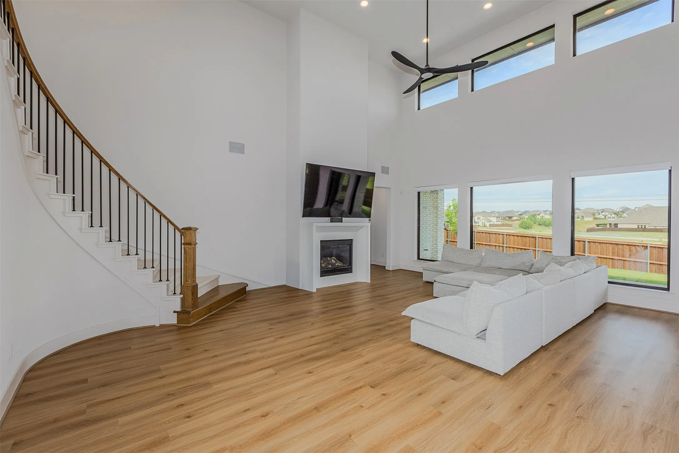 Single Family Residence For Sale in Tarrant County , 10456 Gray Hills Drive, Fort Worth, Texas 76126, 5 Bedrooms, 7 Bathrooms, 3 Garage spaces, 4,994 Sqft, built in 2025, Price $999,000, mls#21280659, Real Estate Agent in Fort Worth, Homes For Sale in Tarrant county, Homes For Sale in Fort Worth, Realtor in Fort Worth Texas, Real Estate Brokerage Independent Realty Texas, Luminita Cordes Realtor