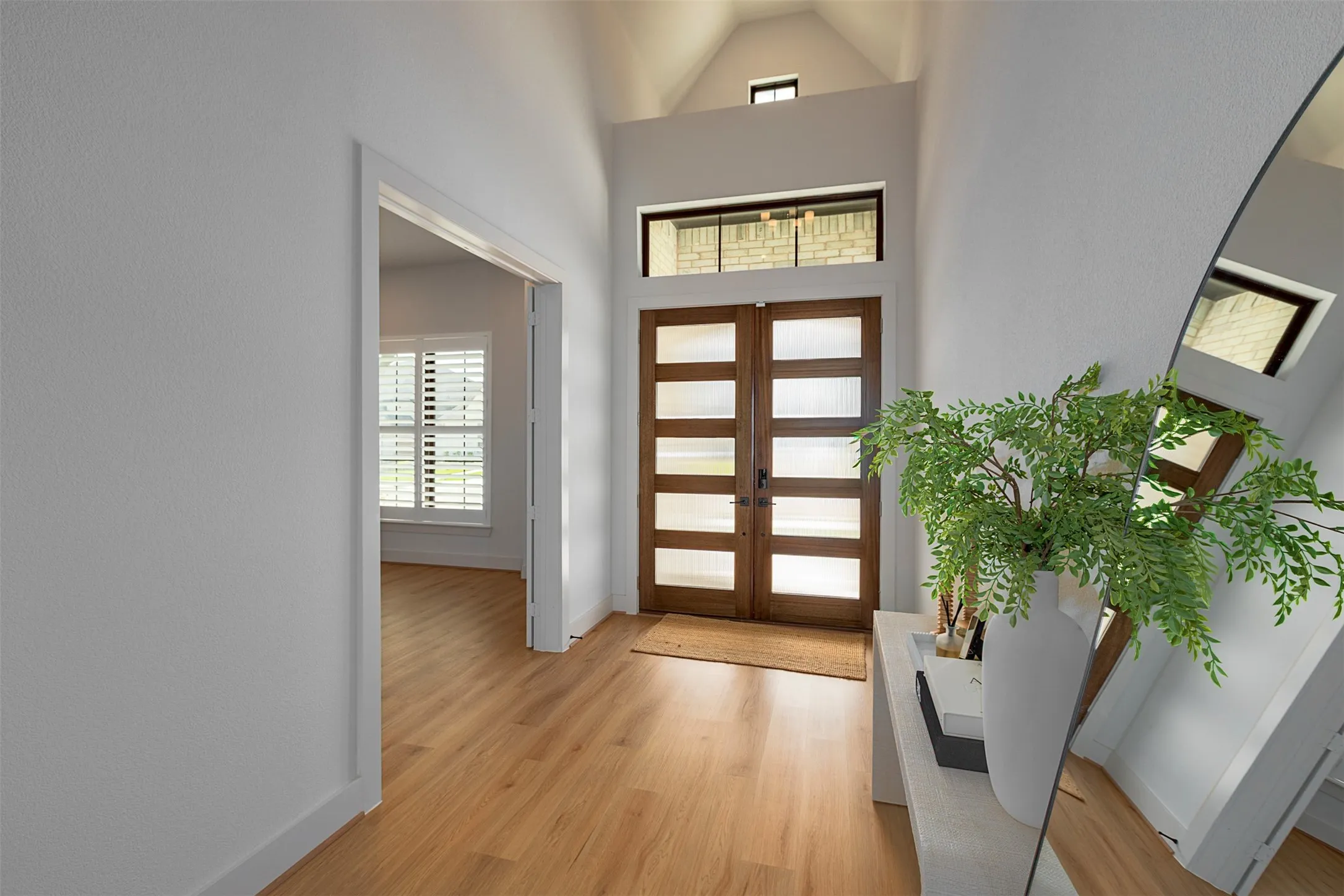 Single Family Residence For Sale in Tarrant County , 10456 Gray Hills Drive, Fort Worth, Texas 76126, 5 Bedrooms, 7 Bathrooms, 3 Garage spaces, 4,994 Sqft, built in 2025, Price $999,000, mls#21280659, Real Estate Agent in Fort Worth, Homes For Sale in Tarrant county, Homes For Sale in Fort Worth, Realtor in Fort Worth Texas, Real Estate Brokerage Independent Realty Texas, Luminita Cordes Realtor