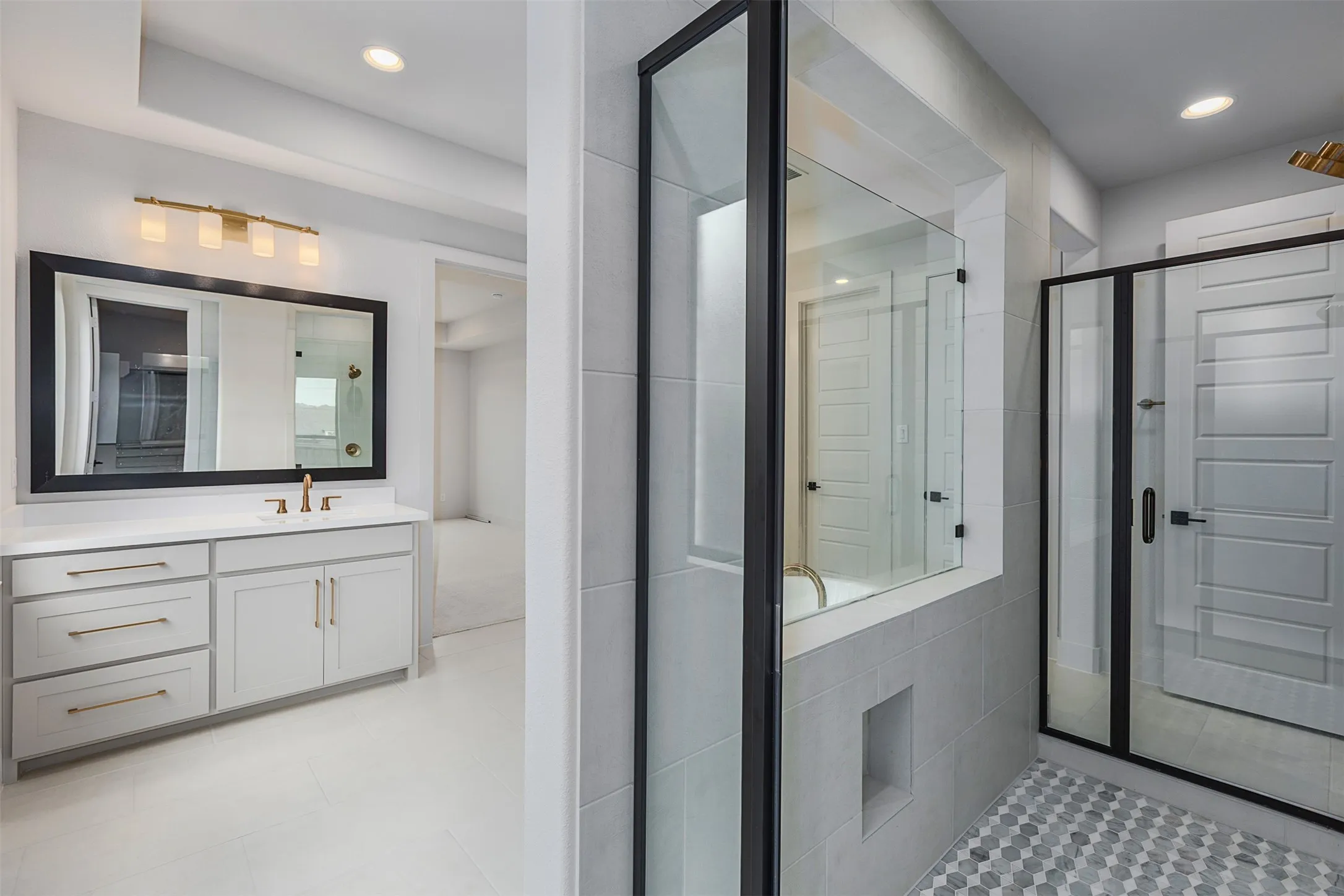 Single Family Residence For Sale in Tarrant County , 10456 Gray Hills Drive, Fort Worth, Texas 76126, 5 Bedrooms, 7 Bathrooms, 3 Garage spaces, 4,994 Sqft, built in 2025, Price $999,000, mls#21280659, Real Estate Agent in Fort Worth, Homes For Sale in Tarrant county, Homes For Sale in Fort Worth, Realtor in Fort Worth Texas, Real Estate Brokerage Independent Realty Texas, Luminita Cordes Realtor