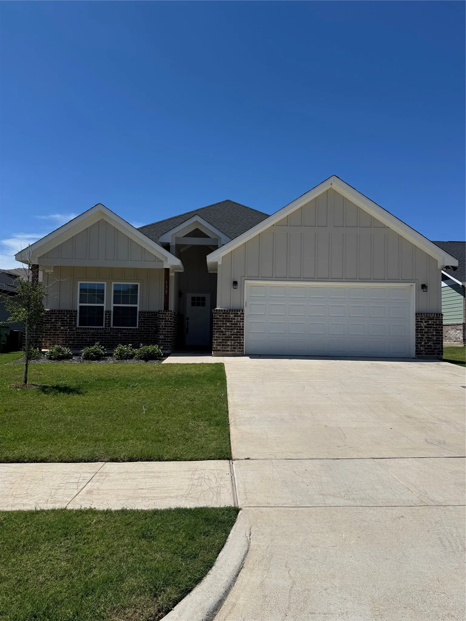 Single Family Residence For Sale in Tarrant County , 133 Magnolia Estates Street, Crowley, Texas 76036, 3 Bedroom, 2 Bathroom, 2 Garage spaces, 1,664 Sqft, built in 2024, mls#21286751, Real Estate Agent in Crowley, Homes For Sale in Tarrant county, Homes For Sale in Crowley, Realtor in Crowley Texas, Real Estate Brokerage Independent Realty Texas, Luminita Cordes Realtor