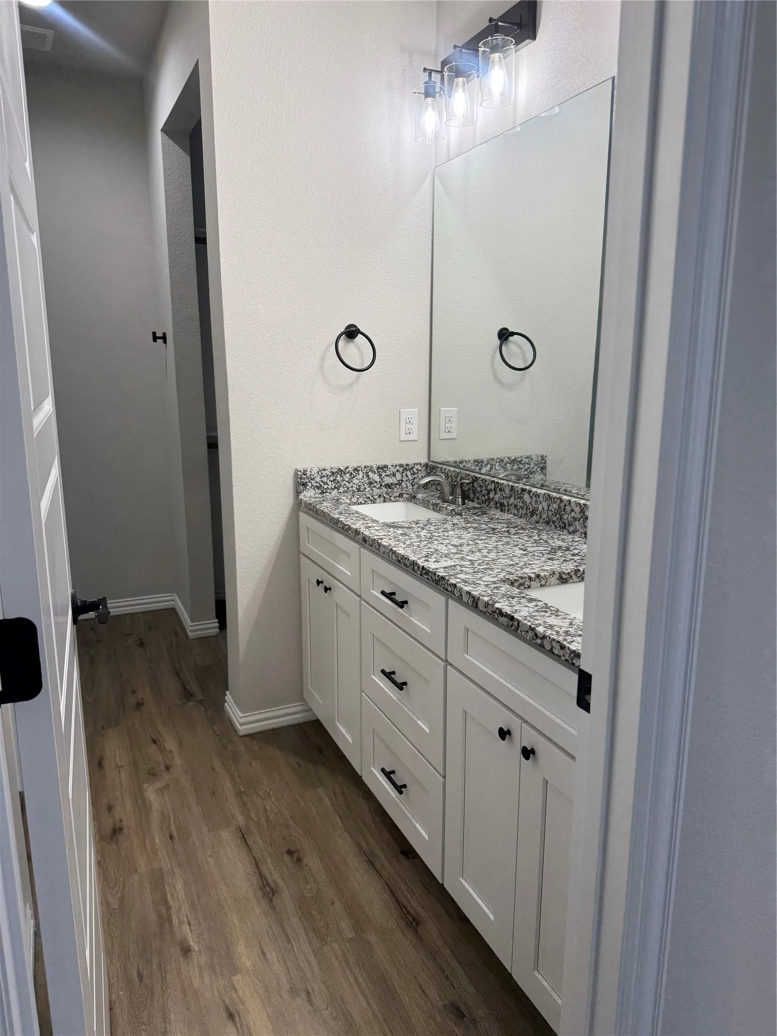 Single Family Residence For Sale in Tarrant County , 133 Magnolia Estates Street, Crowley, Texas 76036, 3 Bedroom, 2 Bathroom, 2 Garage spaces, 1,664 Sqft, built in 2024, mls#21286751, Real Estate Agent in Crowley, Homes For Sale in Tarrant county, Homes For Sale in Crowley, Realtor in Crowley Texas, Real Estate Brokerage Independent Realty Texas, Luminita Cordes Realtor