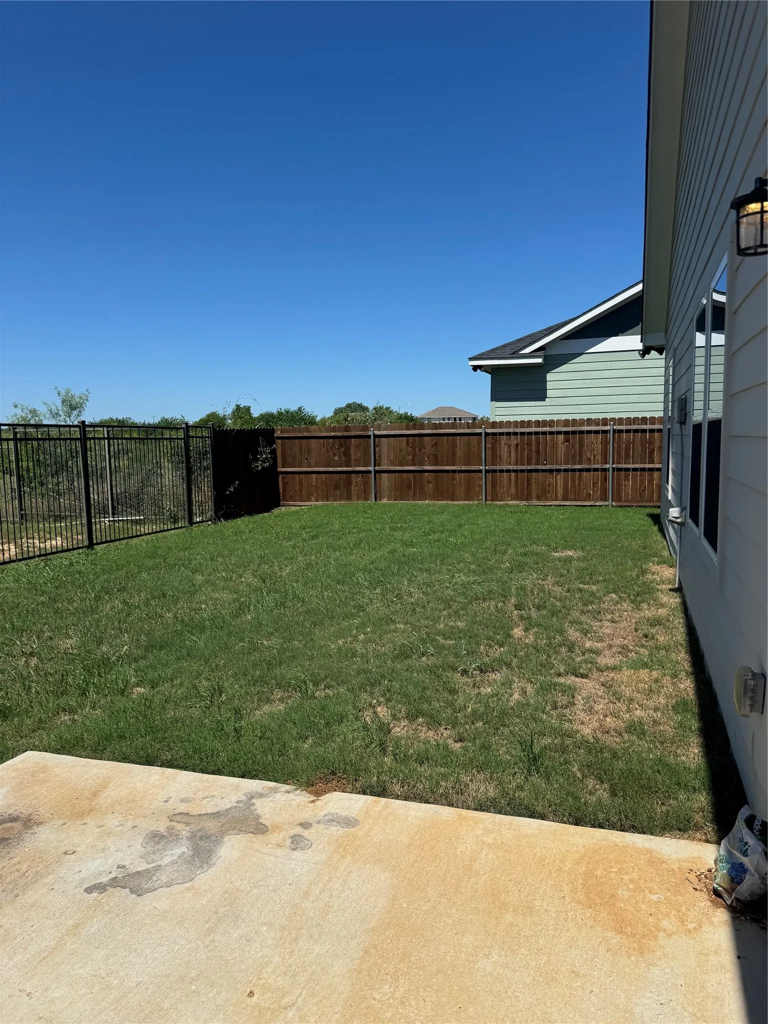 Single Family Residence For Sale in Tarrant County , 133 Magnolia Estates Street, Crowley, Texas 76036, 3 Bedroom, 2 Bathroom, 2 Garage spaces, 1,664 Sqft, built in 2024, mls#21286751, Real Estate Agent in Crowley, Homes For Sale in Tarrant county, Homes For Sale in Crowley, Realtor in Crowley Texas, Real Estate Brokerage Independent Realty Texas, Luminita Cordes Realtor