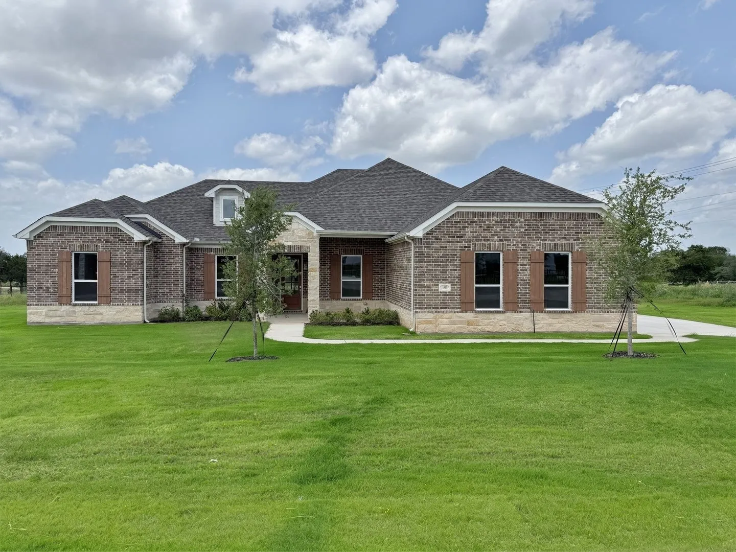 Single Family Residence For Sale in Parker County , 1300 Green Ridge, Weatherford, Texas 76085, 4 Bedroom, 3 Bathroom, 2 Garage spaces, 2,404 Sqft, built in 2025, mls#21286438, Real Estate Agent in Weatherford, Homes For Sale in Parker county, Homes For Sale in Weatherford, Realtor in Weatherford Texas, Real Estate Brokerage Independent Realty Texas, Luminita Cordes Realtor