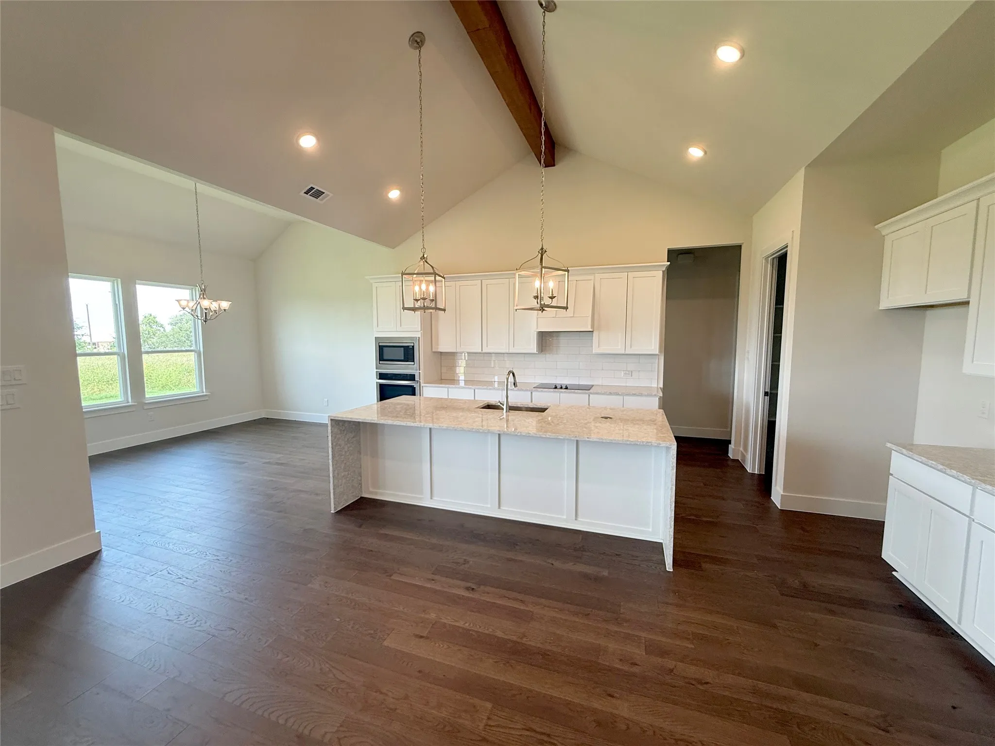 Single Family Residence For Sale in Parker County , 1300 Green Ridge, Weatherford, Texas 76085, 4 Bedroom, 3 Bathroom, 2 Garage spaces, 2,404 Sqft, built in 2025, mls#21286438, Real Estate Agent in Weatherford, Homes For Sale in Parker county, Homes For Sale in Weatherford, Realtor in Weatherford Texas, Real Estate Brokerage Independent Realty Texas, Luminita Cordes Realtor