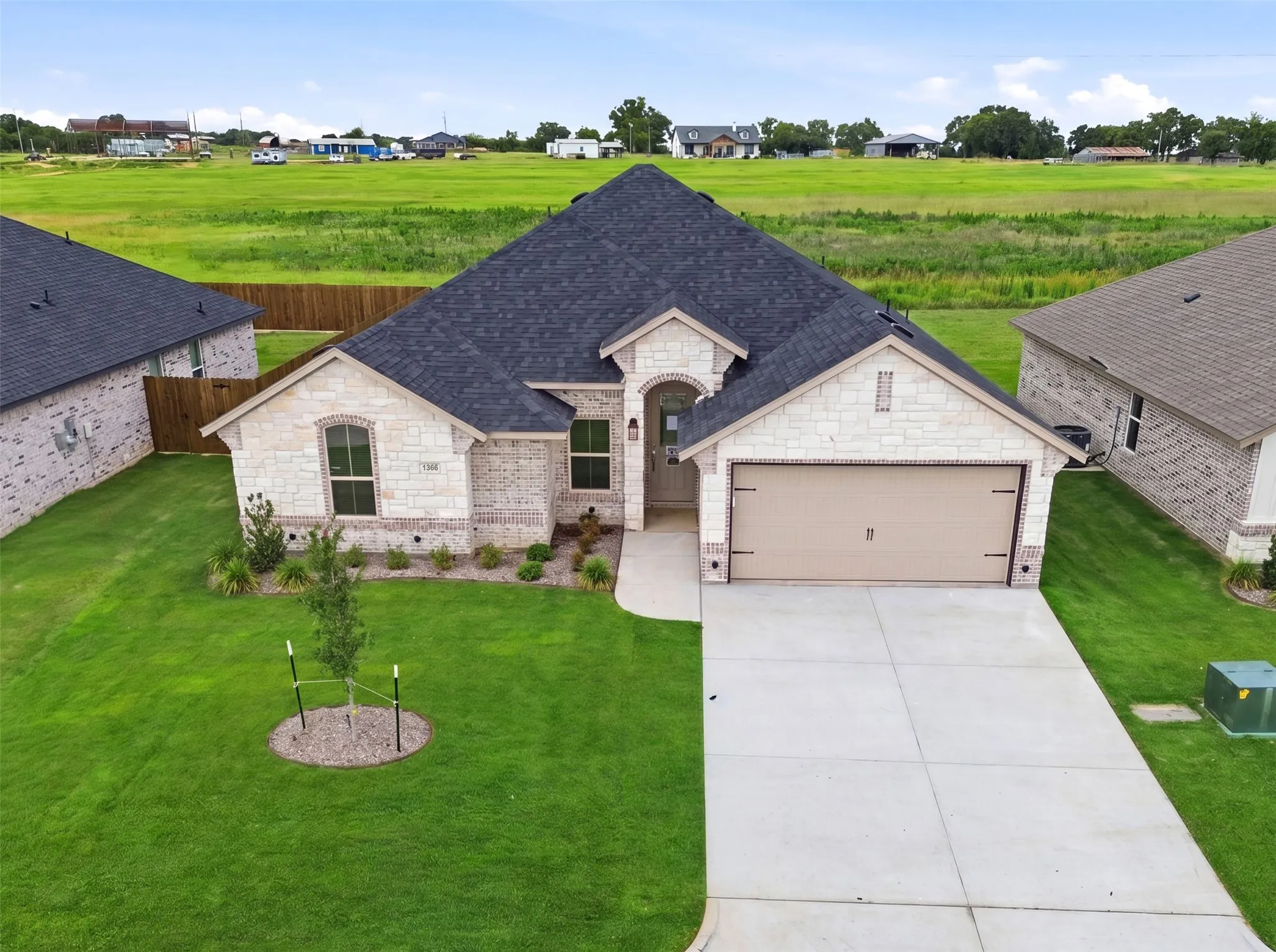 Single Family Residence For Sale in Hood County , 1366 Oleander Drive, Tolar, Texas 76476, 4 Bedrooms, 2 Bathrooms, 2 Garage spaces, 1,817 Sqft, built in 2026, Price $357,888, mls#21279564, Real Estate Agent in Tolar, Homes For Sale in Hood county, Homes For Sale in Tolar, Realtor in Tolar Texas, Real Estate Brokerage Independent Realty Texas, Luminita Cordes Realtor