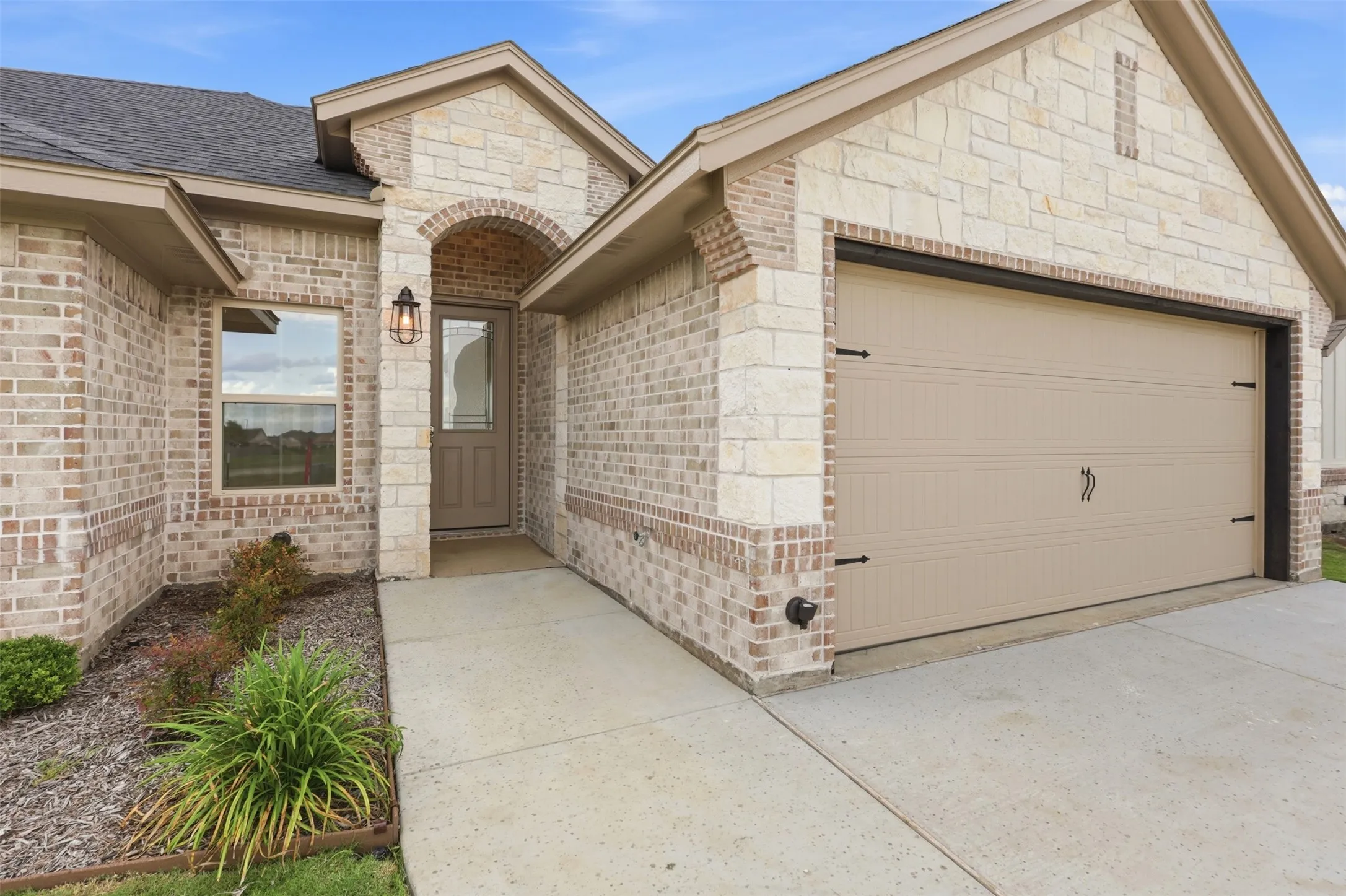 Single Family Residence For Sale in Hood County , 1366 Oleander Drive, Tolar, Texas 76476, 4 Bedrooms, 2 Bathrooms, 2 Garage spaces, 1,817 Sqft, built in 2026, Price $357,888, mls#21279564, Real Estate Agent in Tolar, Homes For Sale in Hood county, Homes For Sale in Tolar, Realtor in Tolar Texas, Real Estate Brokerage Independent Realty Texas, Luminita Cordes Realtor