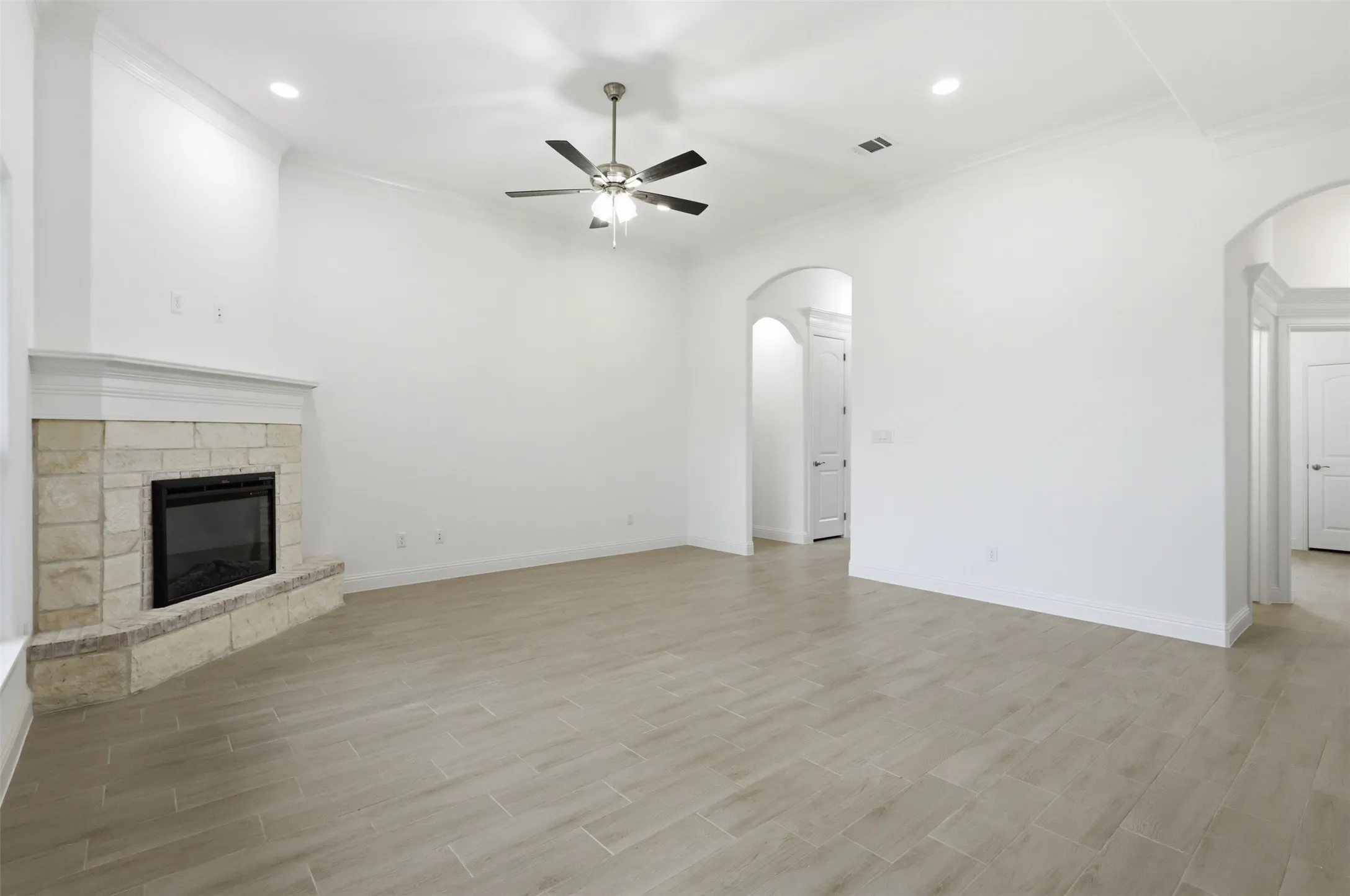 Single Family Residence For Sale in Hood County , 1600 Oleander Drive, Tolar, Texas 76476, 4 Bedroom, 2 Bathroom, 2 Garage spaces, 1,861 Sqft, built in 2026, mls#21279475, Real Estate Agent in Tolar, Homes For Sale in Hood county, Homes For Sale in Tolar, Realtor in Tolar Texas, Real Estate Brokerage Independent Realty Texas, Luminita Cordes Realtor