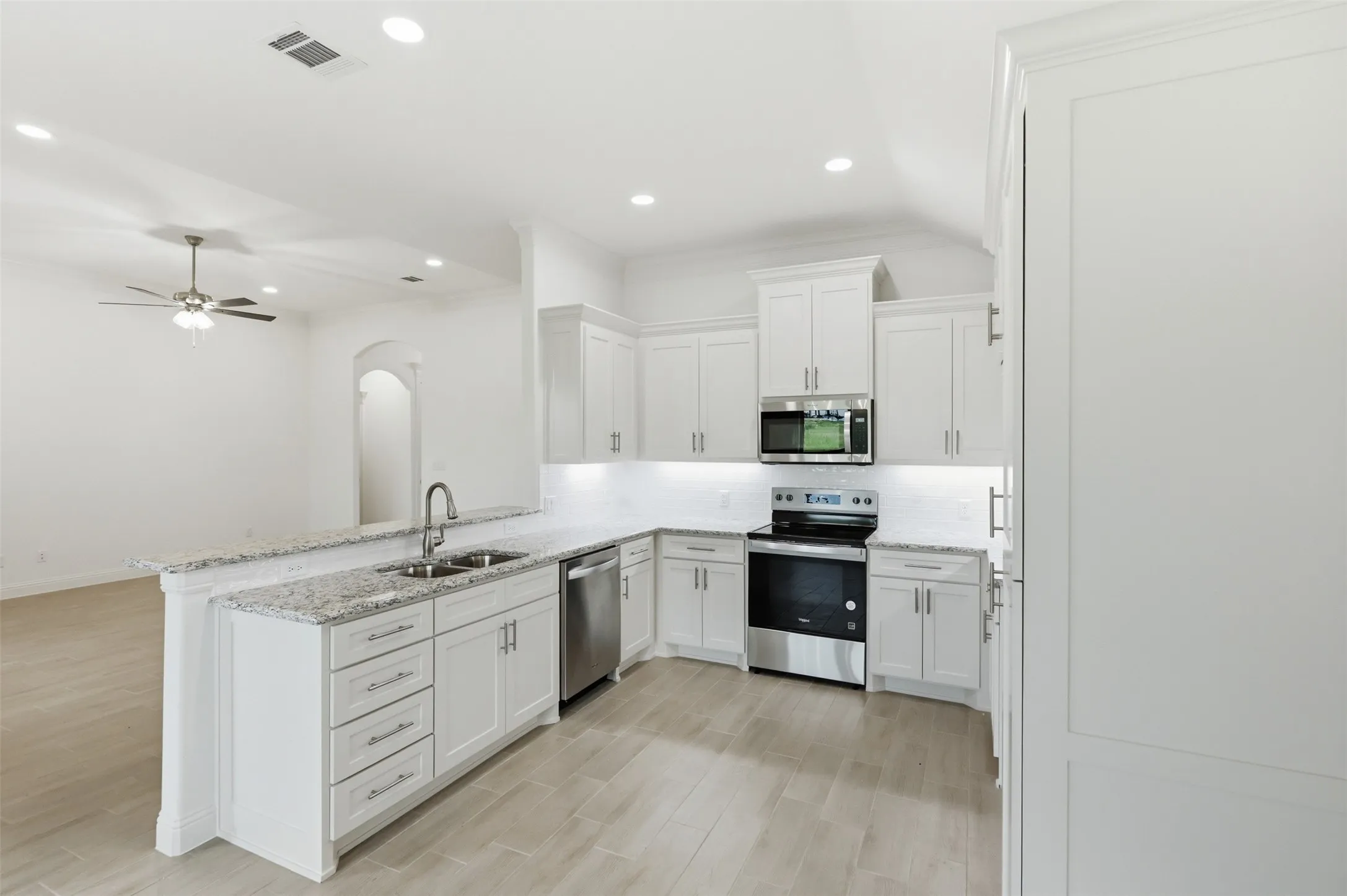 Single Family Residence For Sale in Hood County , 1600 Oleander Drive, Tolar, Texas 76476, 4 Bedroom, 2 Bathroom, 2 Garage spaces, 1,861 Sqft, built in 2026, mls#21279475, Real Estate Agent in Tolar, Homes For Sale in Hood county, Homes For Sale in Tolar, Realtor in Tolar Texas, Real Estate Brokerage Independent Realty Texas, Luminita Cordes Realtor