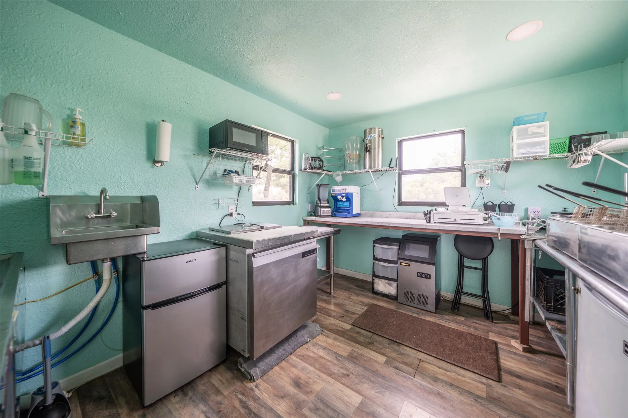 Business For Sale in Taylor County , 102 2nd Street, Trent, Texas 79561, 0, 0, Garage spaces, 0 Sqft, built in 2023, Price $52,000, mls#21286780, Real Estate Agent in Trent, Homes For Sale in Taylor county, Homes For Sale in Trent, Realtor in Trent Texas, Real Estate Brokerage Independent Realty Texas, Luminita Cordes Realtor