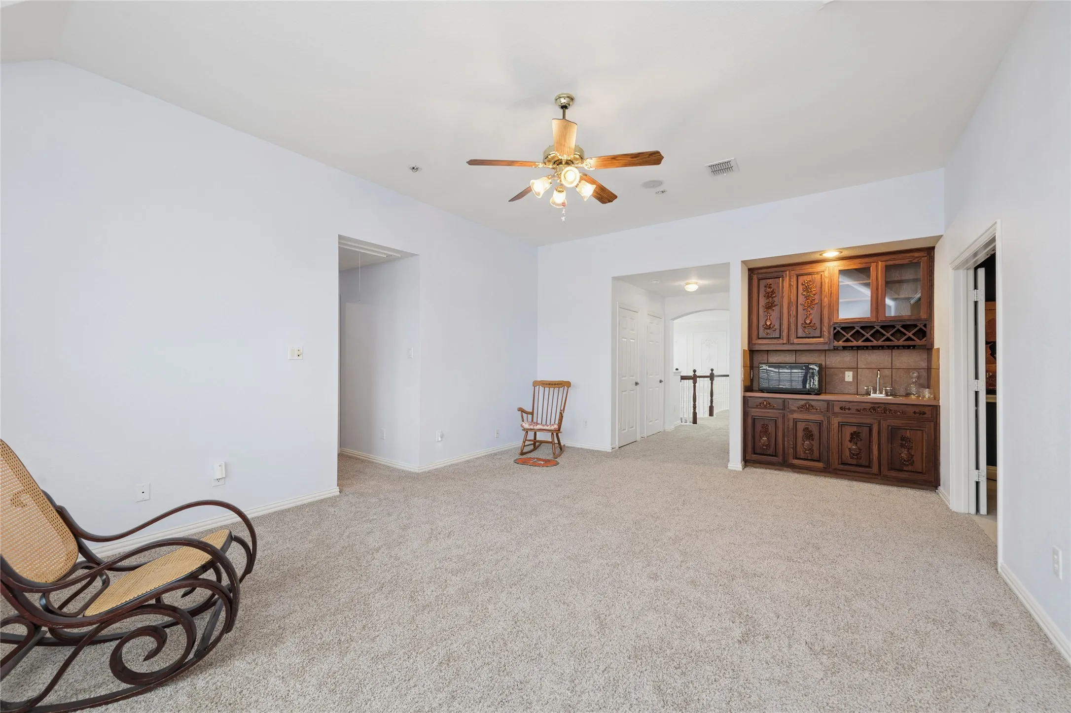 Single Family Residence For Sale in Denton County , 8680 Shady Shore Drive, Frisco, Texas 75036, 4 Bedrooms, 4 Bathrooms, 3 Garage spaces, 4,586 Sqft, built in 2000, Price $979,000, mls#21285942, Real Estate Agent in Frisco, Homes For Sale in Denton county, Homes For Sale in Frisco, Realtor in Frisco Texas, Real Estate Brokerage Independent Realty Texas, Luminita Cordes Realtor