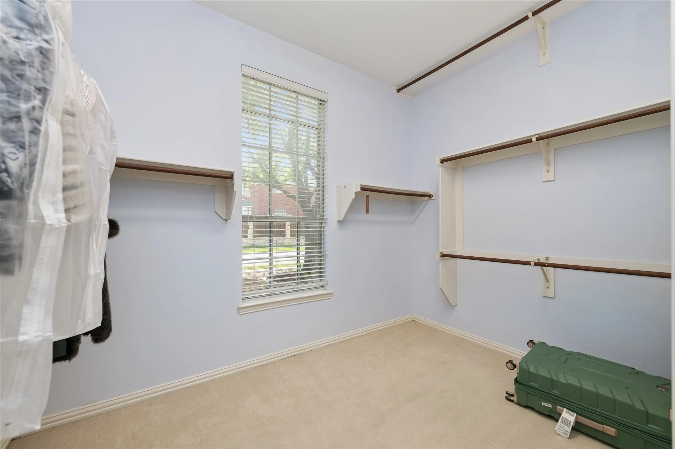 Single Family Residence For Sale in Denton County , 8680 Shady Shore Drive, Frisco, Texas 75036, 4 Bedrooms, 4 Bathrooms, 3 Garage spaces, 4,586 Sqft, built in 2000, Price $979,000, mls#21285942, Real Estate Agent in Frisco, Homes For Sale in Denton county, Homes For Sale in Frisco, Realtor in Frisco Texas, Real Estate Brokerage Independent Realty Texas, Luminita Cordes Realtor