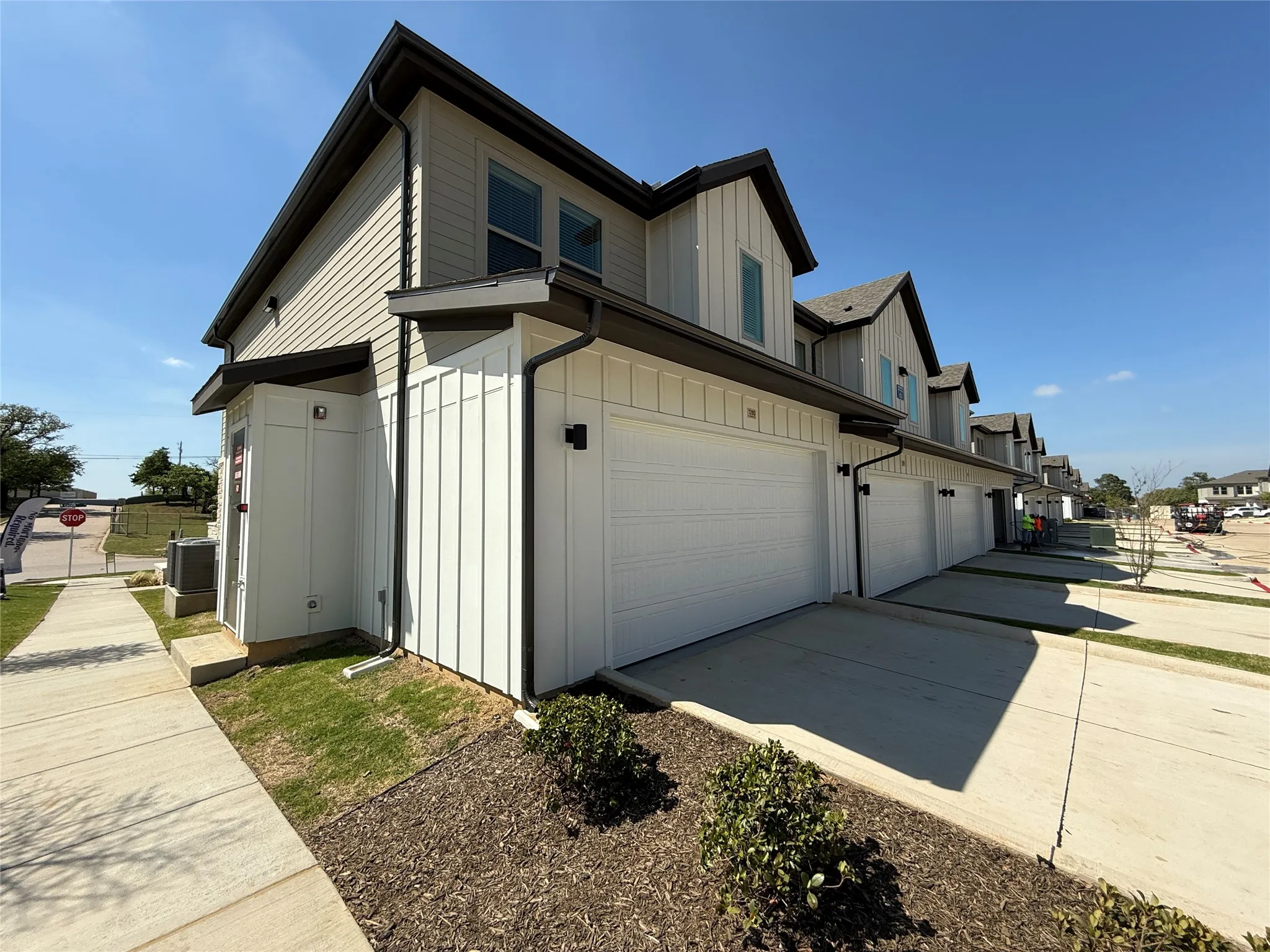 Townhouse For Rent in Denton County , 1280 N Bennett Drive TH 1 Floorplan, Corinth, Texas 76208, 3 Bedroom, 3 Bathroom, 2 Garage spaces, 1,451 Sqft, built in 2026, mls#21286815, Real Estate Agent in Corinth, Homes For Rent in Denton county, Homes For Rent in Corinth, Realtor in Corinth Texas, Real Estate Brokerage Independent Realty Texas, Luminita Cordes Realtor