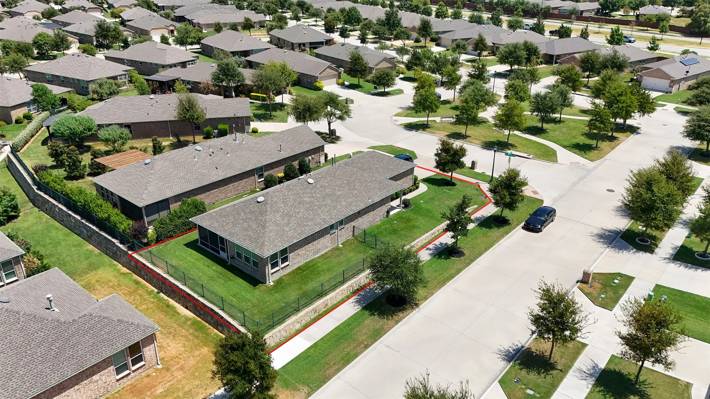 Single Family Residence For Sale in Denton County , 1898 Beachside Drive, Frisco, Texas 75036, 2 Bedroom, 2 Bathroom, 2 Garage spaces, 1,582 Sqft, built in 2016, mls#21258549, Real Estate Agent in Frisco, Homes For Sale in Denton county, Homes For Sale in Frisco, Realtor in Frisco Texas, Real Estate Brokerage Independent Realty Texas, Luminita Cordes Realtor