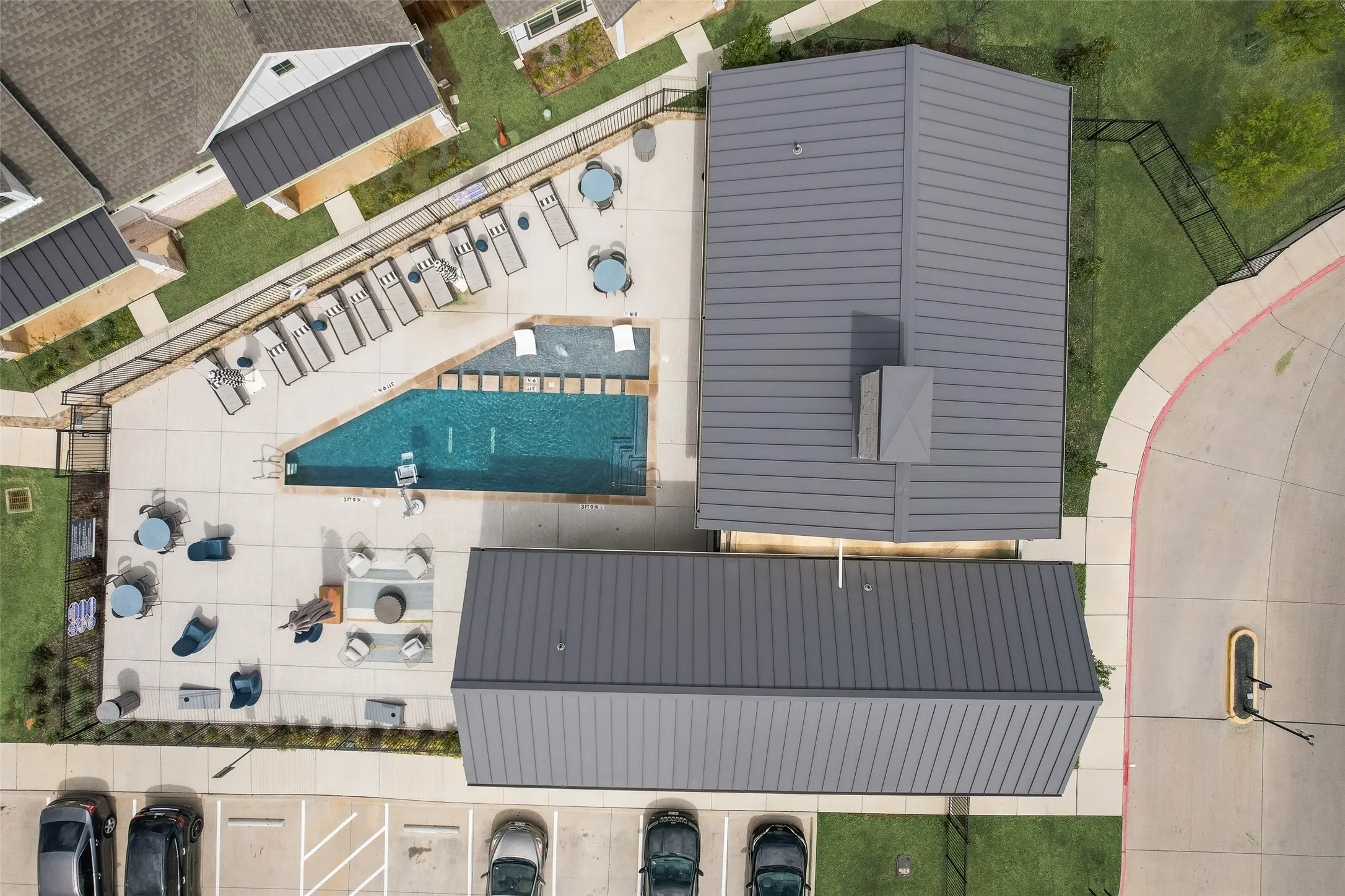 Single Family Residence For Rent in Tarrant County , 2501 Ascension Boulevard 404, Arlington, Texas 76006, 2 Bedrooms, 2 Bathrooms, Garage spaces, 960 Sqft, built in 2023, Price $2,209, mls#21286827, Real Estate Agent in Arlington, Homes For Rent in Tarrant county, Homes For Rent in Arlington, Realtor in Arlington Texas, Real Estate Brokerage Independent Realty Texas, Luminita Cordes Realtor