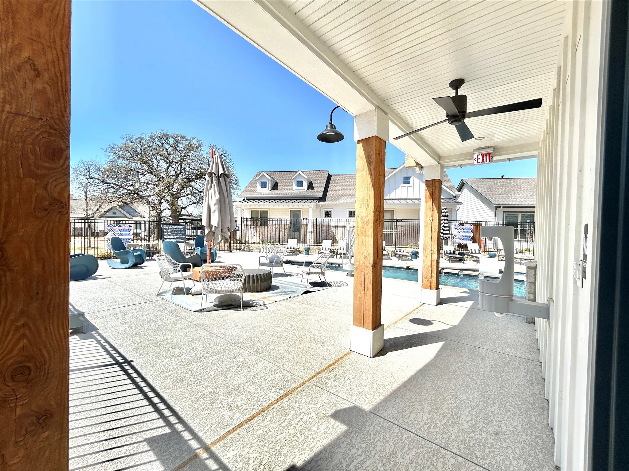 Single Family Residence For Rent in Tarrant County , 2501 Ascension Boulevard 404, Arlington, Texas 76006, 2 Bedrooms, 2 Bathrooms, Garage spaces, 960 Sqft, built in 2023, Price $2,209, mls#21286827, Real Estate Agent in Arlington, Homes For Rent in Tarrant county, Homes For Rent in Arlington, Realtor in Arlington Texas, Real Estate Brokerage Independent Realty Texas, Luminita Cordes Realtor
