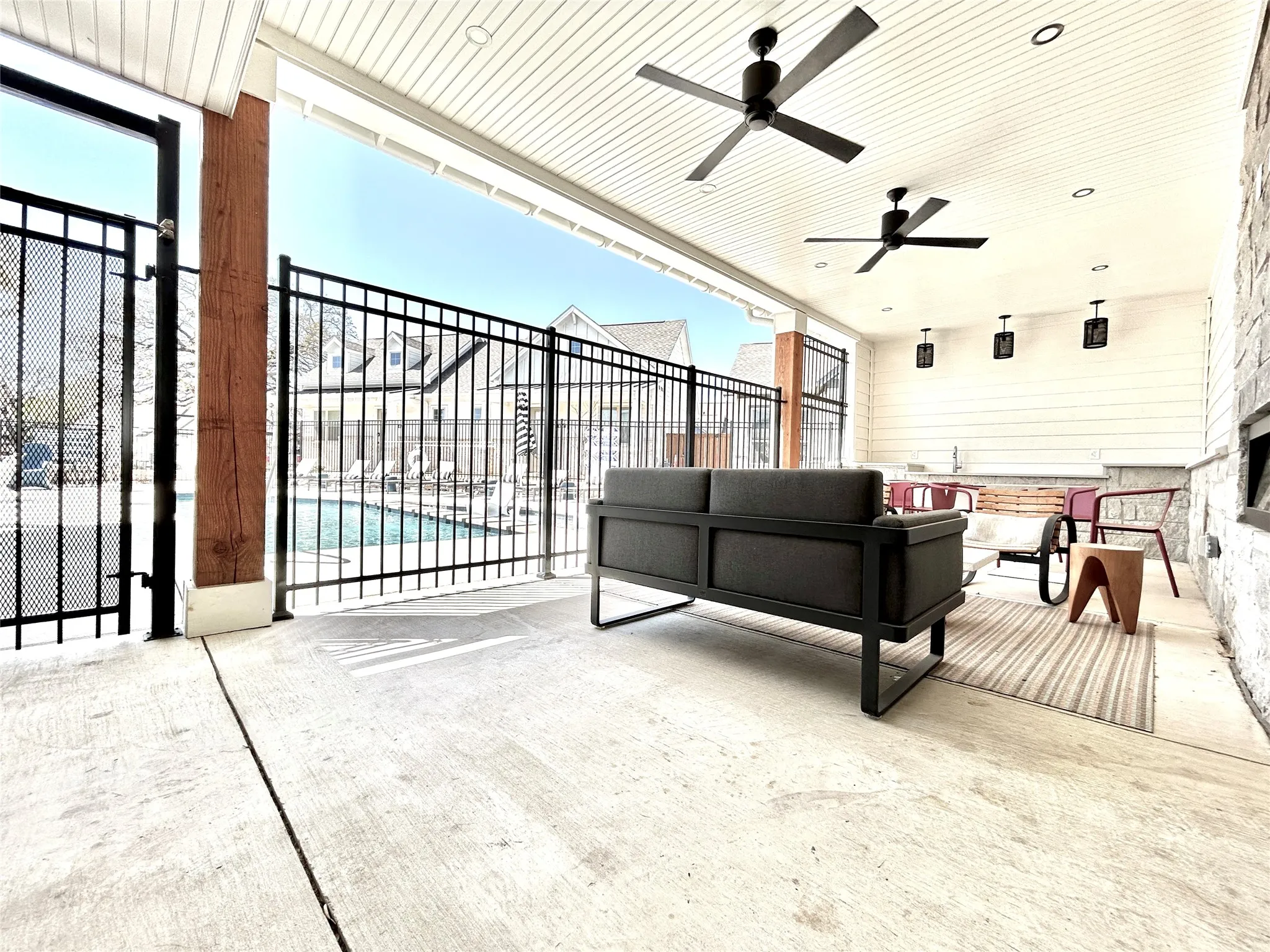 Single Family Residence For Rent in Tarrant County , 2501 Ascension Boulevard 621, Arlington, Texas 76006, 1 Bedroom, 1 Bathroom, Garage spaces, 645 Sqft, built in 2023, Price $1,599, mls#21286830, Real Estate Agent in Arlington, Homes For Rent in Tarrant county, Homes For Rent in Arlington, Realtor in Arlington Texas, Real Estate Brokerage Independent Realty Texas, Luminita Cordes Realtor