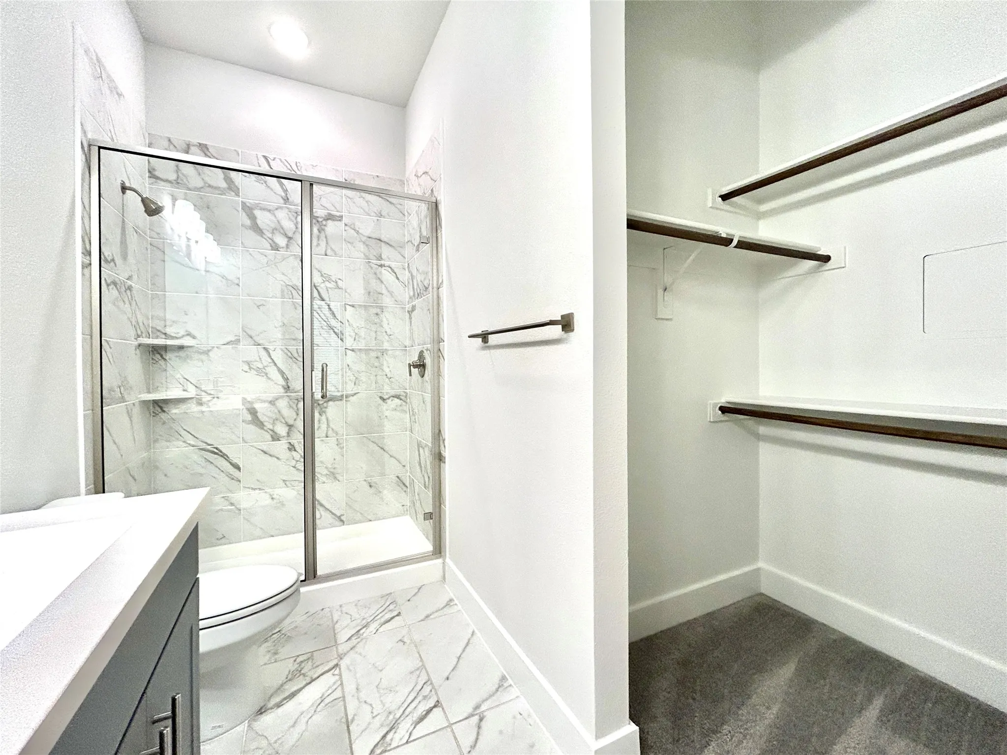 Single Family Residence For Rent in Tarrant County , 2501 Ascension Boulevard 621, Arlington, Texas 76006, 1 Bedroom, 1 Bathroom, Garage spaces, 645 Sqft, built in 2023, Price $1,599, mls#21286830, Real Estate Agent in Arlington, Homes For Rent in Tarrant county, Homes For Rent in Arlington, Realtor in Arlington Texas, Real Estate Brokerage Independent Realty Texas, Luminita Cordes Realtor