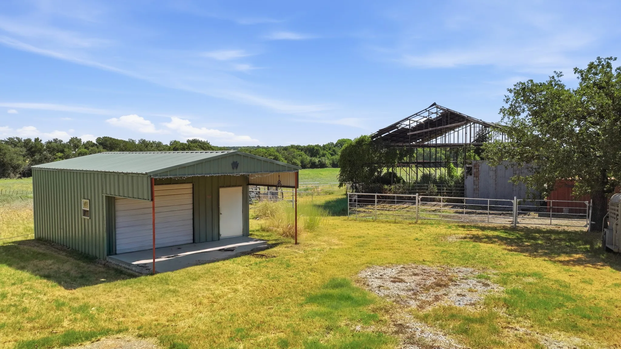 Farm For Sale in Parker County , 3401 FM 1189 Road A, Brock, Texas 76087, 5 Bedroom, 4 Bathroom, Garage spaces, 4,725 Sqft, built in 2009, mls#21277341, Real Estate Agent in Brock, Homes For Sale in Parker county, Homes For Sale in Brock, Realtor in Brock Texas, Real Estate Brokerage Independent Realty Texas, Luminita Cordes Realtor
