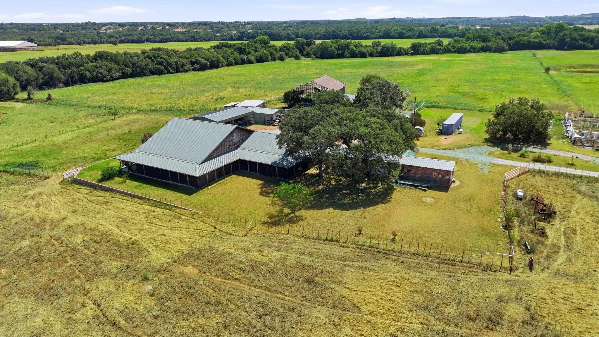 Farm For Sale in Parker County , 3401 FM 1189 Road A, Brock, Texas 76087, 5 Bedroom, 4 Bathroom, Garage spaces, 4,725 Sqft, built in 2009, mls#21277341, Real Estate Agent in Brock, Homes For Sale in Parker county, Homes For Sale in Brock, Realtor in Brock Texas, Real Estate Brokerage Independent Realty Texas, Luminita Cordes Realtor