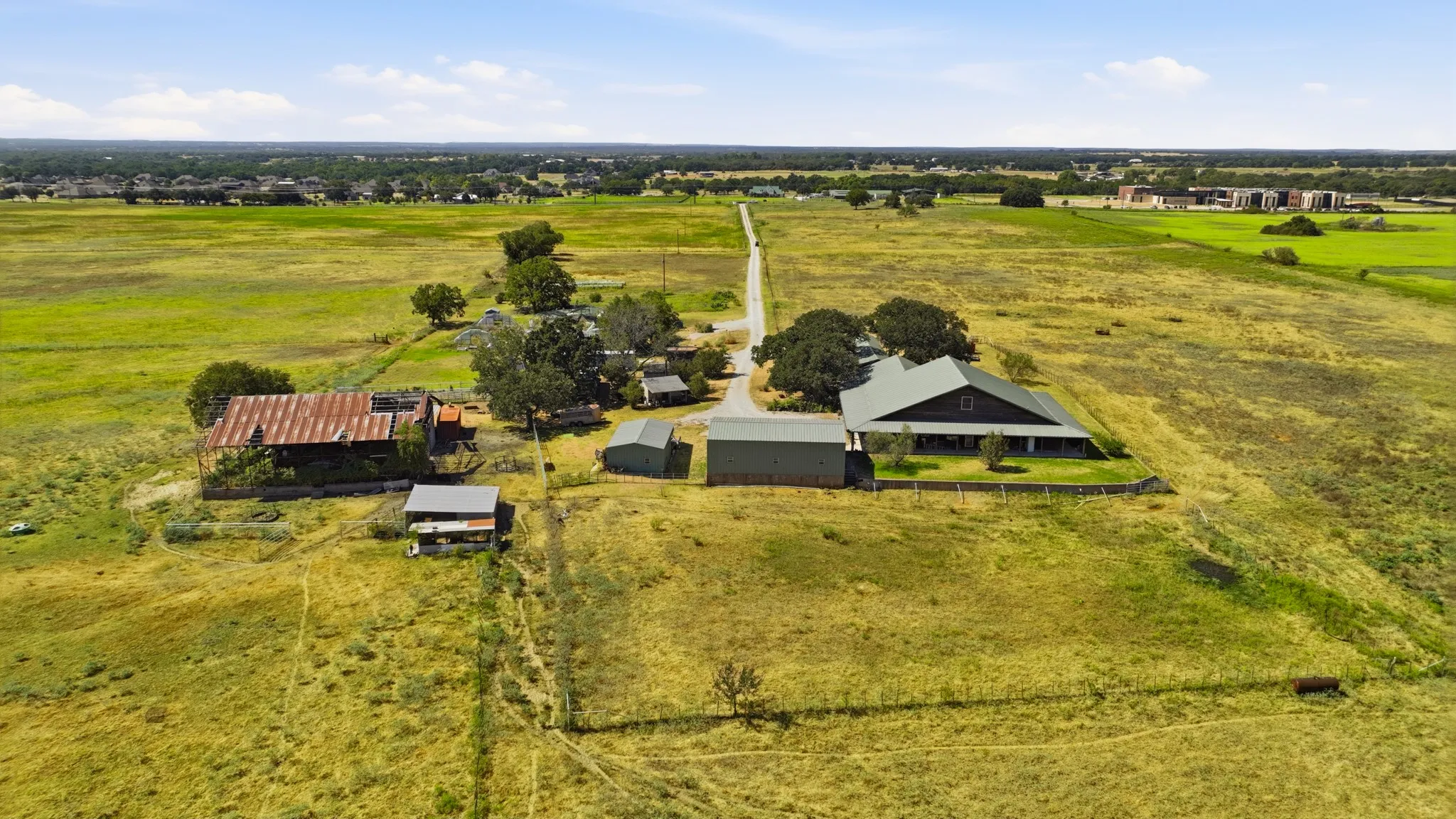 Farm For Sale in Parker County , 3401 FM 1189 Road A, Brock, Texas 76087, 5 Bedroom, 4 Bathroom, Garage spaces, 4,725 Sqft, built in 2009, mls#21277341, Real Estate Agent in Brock, Homes For Sale in Parker county, Homes For Sale in Brock, Realtor in Brock Texas, Real Estate Brokerage Independent Realty Texas, Luminita Cordes Realtor