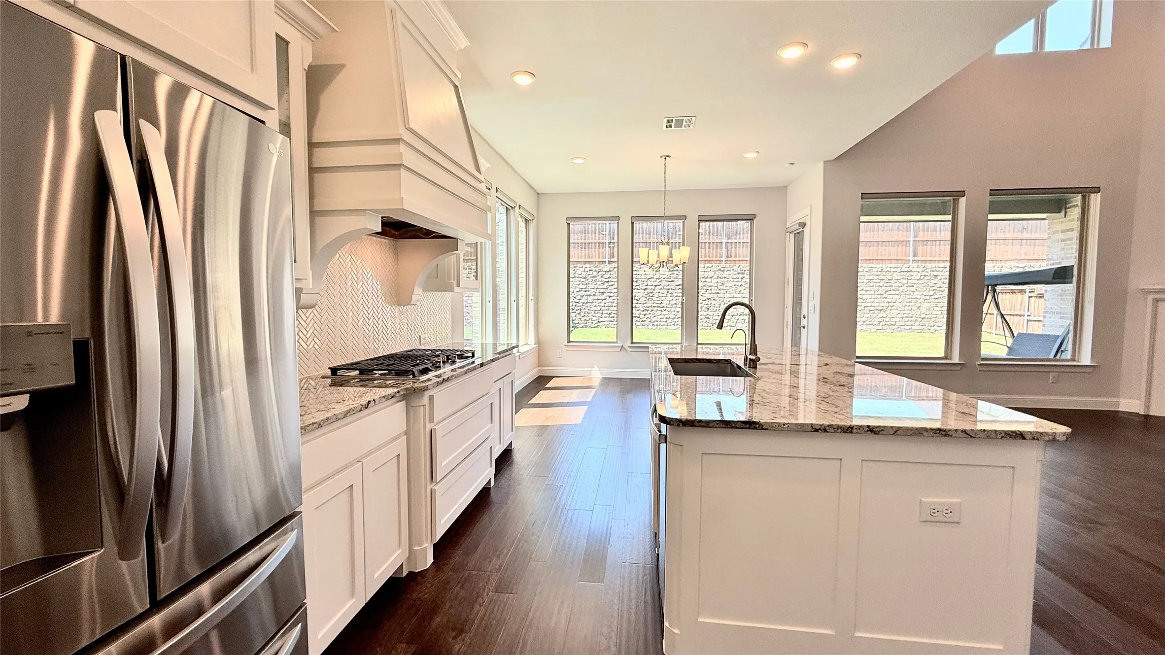 Single Family Residence For Sale in Collin County , 840 Moorland Pass Drive, Prosper, Texas 75078, 4 Bedroom, 3 Bathroom, 3 Garage spaces, 3,258 Sqft, built in 2021, mls#21273885, Real Estate Agent in Prosper, Homes For Sale in Collin county, Homes For Sale in Prosper, Realtor in Prosper Texas, Real Estate Brokerage Independent Realty Texas, Luminita Cordes Realtor