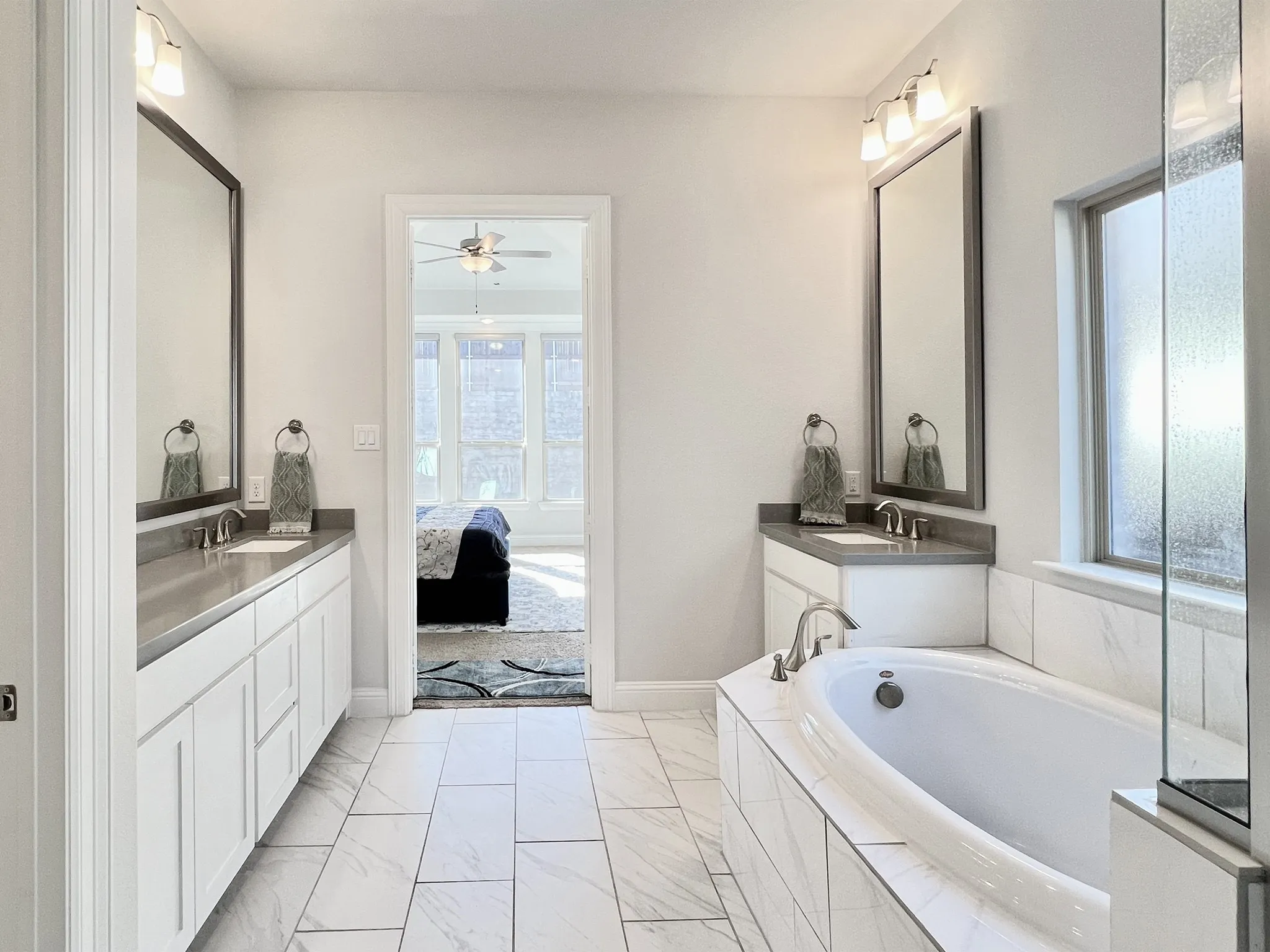 Main bathroom - double sink, bath tub and shower
