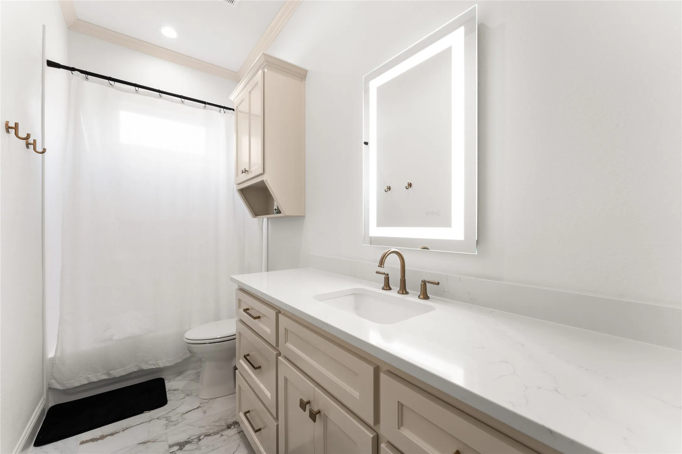 Single Family Residence For Sale in Mc Lennan County , 13076 Rainier Drive, Woodway, Texas 76712, 5 Bedroom, 3 Bathroom, 2 Garage spaces, 3,136 Sqft, built in 2025, mls#21284831, Real Estate Agent in Woodway, Homes For Sale in Mc Lennan county, Homes For Sale in Woodway, Realtor in Woodway Texas, Real Estate Brokerage Independent Realty Texas, Luminita Cordes Realtor
