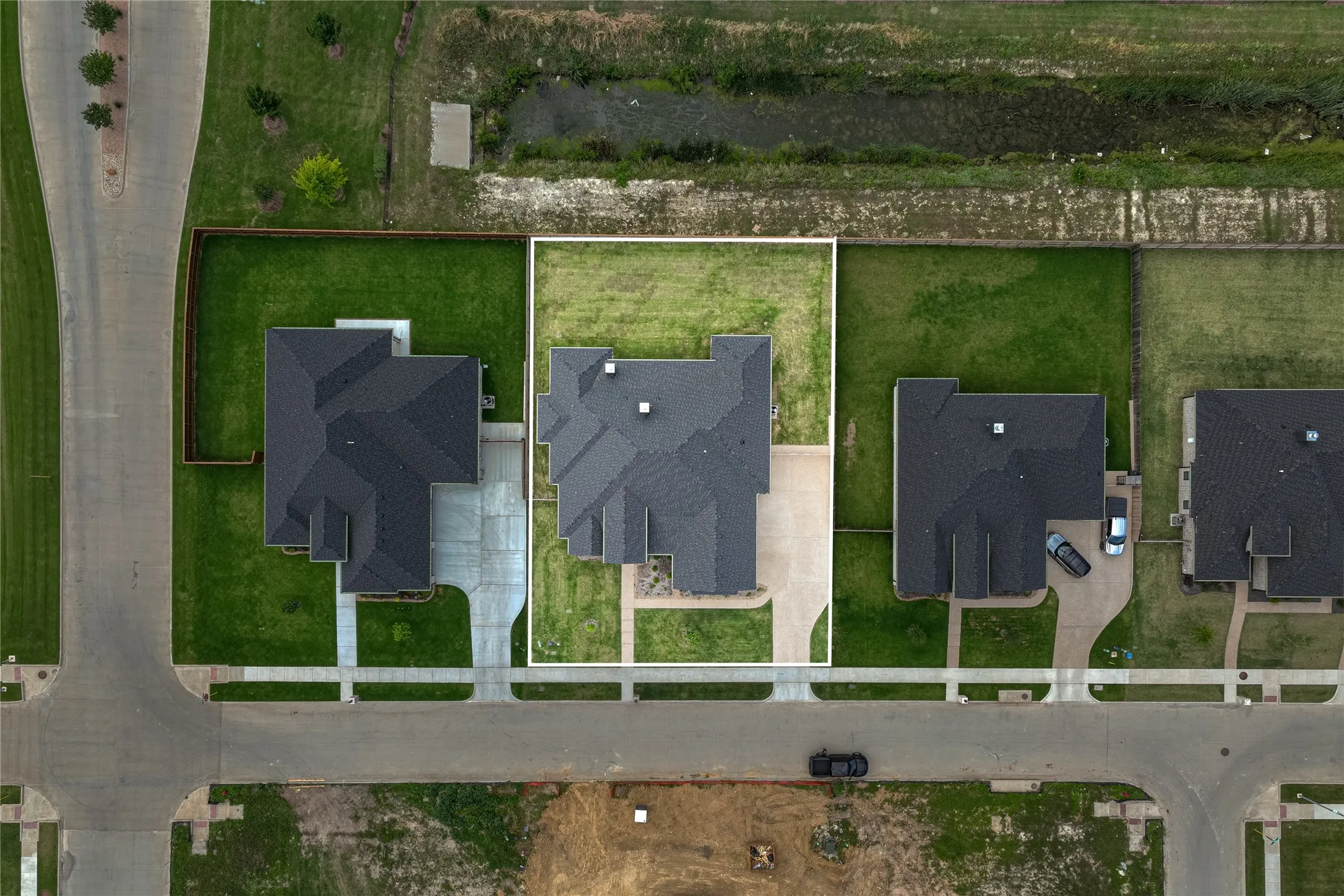 Single Family Residence For Sale in Mc Lennan County , 13076 Rainier Drive, Woodway, Texas 76712, 5 Bedroom, 3 Bathroom, 2 Garage spaces, 3,136 Sqft, built in 2025, mls#21284831, Real Estate Agent in Woodway, Homes For Sale in Mc Lennan county, Homes For Sale in Woodway, Realtor in Woodway Texas, Real Estate Brokerage Independent Realty Texas, Luminita Cordes Realtor
