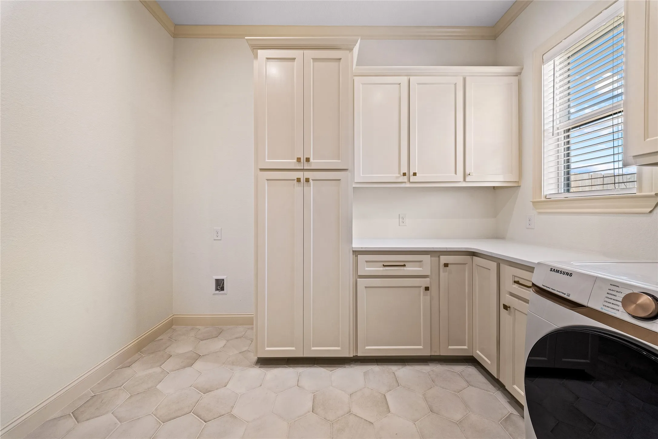Single Family Residence For Sale in Mc Lennan County , 13076 Rainier Drive, Woodway, Texas 76712, 5 Bedroom, 3 Bathroom, 2 Garage spaces, 3,136 Sqft, built in 2025, mls#21284831, Real Estate Agent in Woodway, Homes For Sale in Mc Lennan county, Homes For Sale in Woodway, Realtor in Woodway Texas, Real Estate Brokerage Independent Realty Texas, Luminita Cordes Realtor