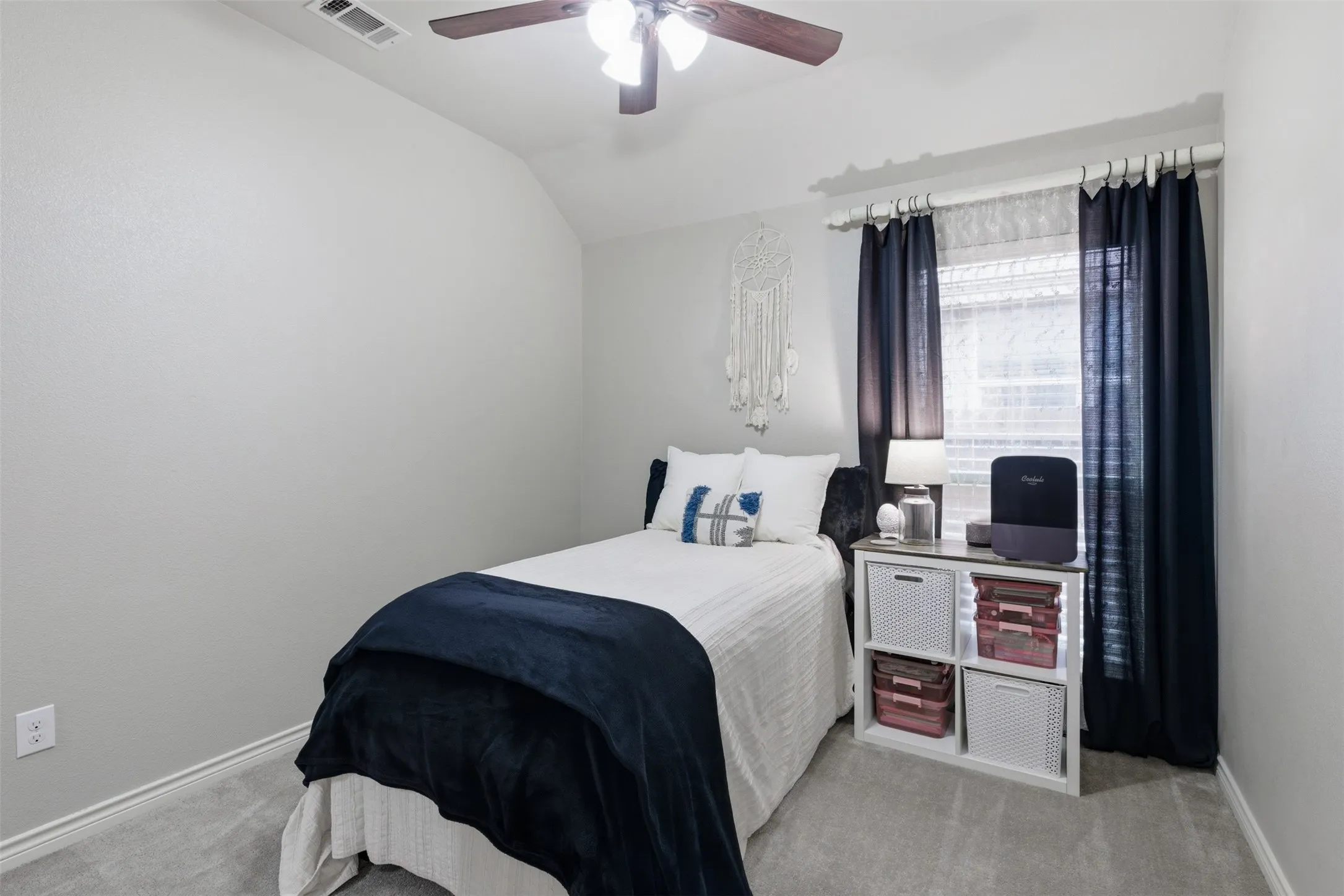 Single Family Residence For Sale in Denton County , 712 Mist Flower Drive, Little Elm, Texas 75068, 3 Bedroom, 2 Bathroom, 2 Garage spaces, 1,635 Sqft, built in 2015, mls#21286646, Real Estate Agent in Little Elm, Homes For Sale in Denton county, Homes For Sale in Little Elm, Realtor in Little Elm Texas, Real Estate Brokerage Independent Realty Texas, Luminita Cordes Realtor