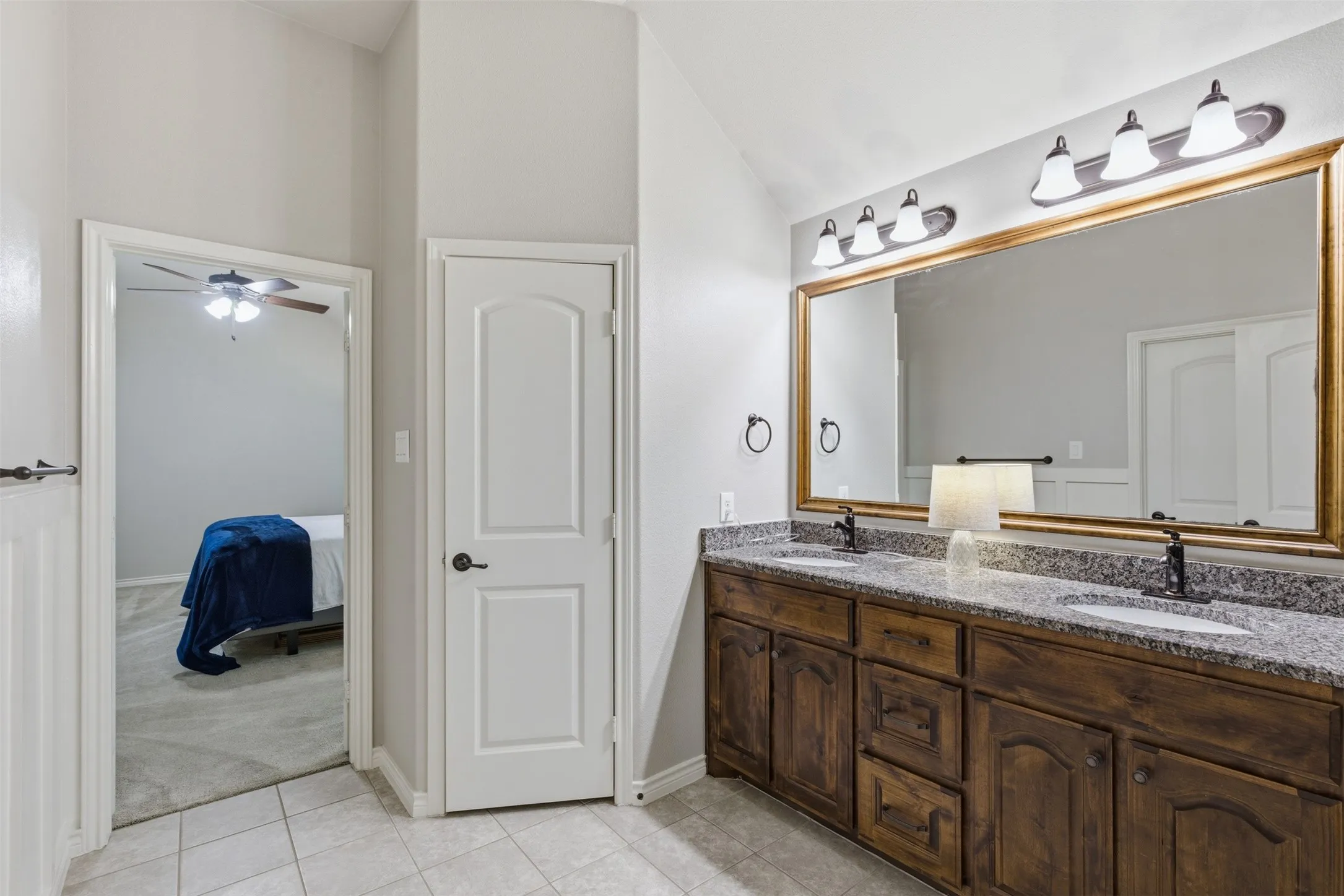 Single Family Residence For Sale in Denton County , 712 Mist Flower Drive, Little Elm, Texas 75068, 3 Bedroom, 2 Bathroom, 2 Garage spaces, 1,635 Sqft, built in 2015, mls#21286646, Real Estate Agent in Little Elm, Homes For Sale in Denton county, Homes For Sale in Little Elm, Realtor in Little Elm Texas, Real Estate Brokerage Independent Realty Texas, Luminita Cordes Realtor