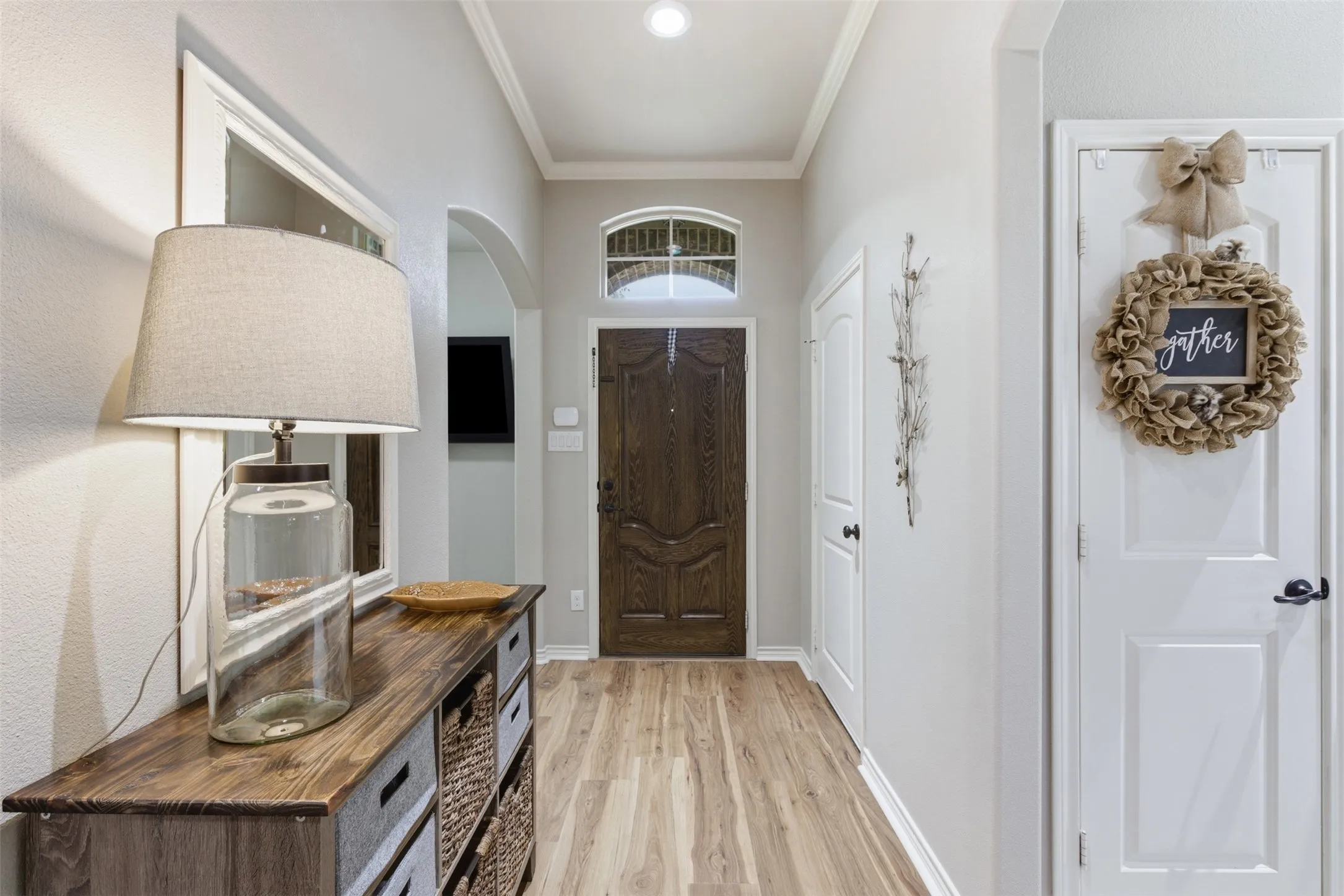 Single Family Residence For Sale in Denton County , 712 Mist Flower Drive, Little Elm, Texas 75068, 3 Bedroom, 2 Bathroom, 2 Garage spaces, 1,635 Sqft, built in 2015, mls#21286646, Real Estate Agent in Little Elm, Homes For Sale in Denton county, Homes For Sale in Little Elm, Realtor in Little Elm Texas, Real Estate Brokerage Independent Realty Texas, Luminita Cordes Realtor