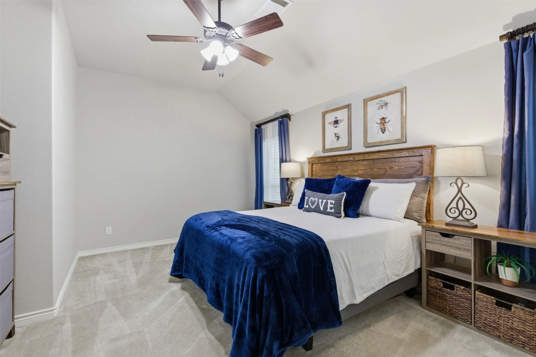 Single Family Residence For Sale in Denton County , 712 Mist Flower Drive, Little Elm, Texas 75068, 3 Bedroom, 2 Bathroom, 2 Garage spaces, 1,635 Sqft, built in 2015, mls#21286646, Real Estate Agent in Little Elm, Homes For Sale in Denton county, Homes For Sale in Little Elm, Realtor in Little Elm Texas, Real Estate Brokerage Independent Realty Texas, Luminita Cordes Realtor